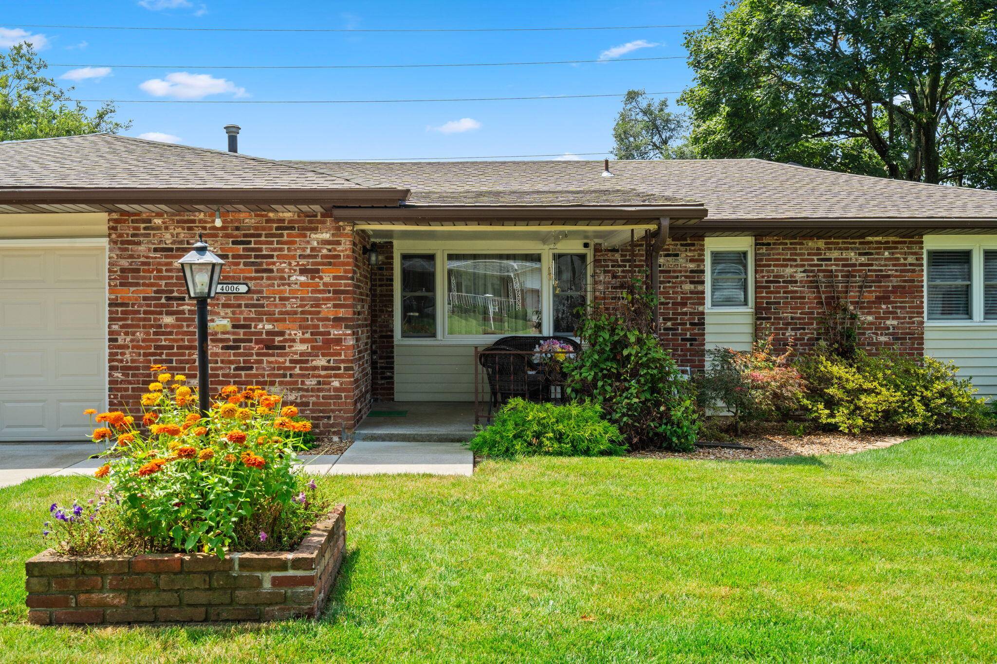 4006 W Juno ST, Springfield, MO 65802