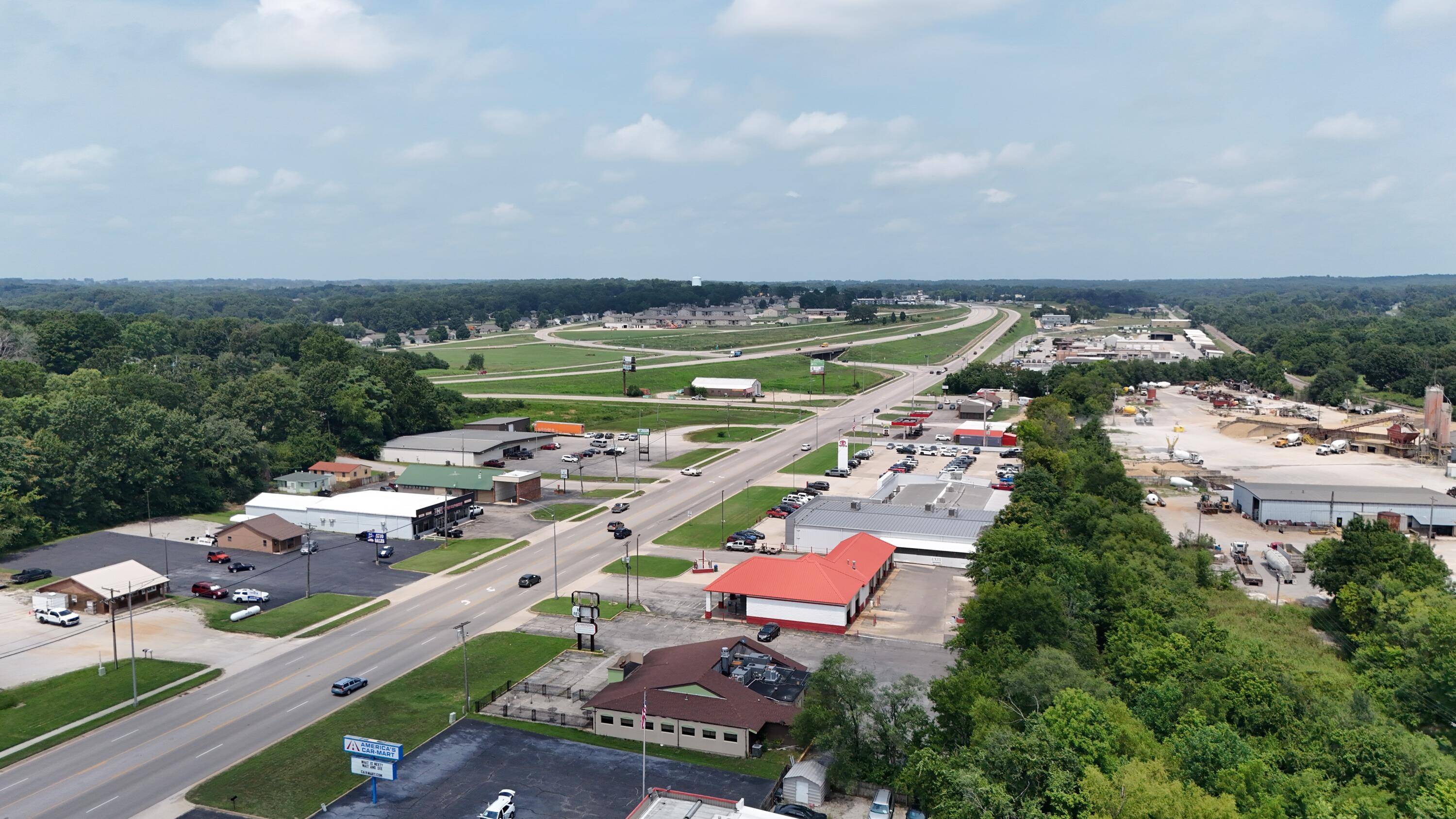 1710 Porter Wagoner BLVD, West Plains, MO 65775