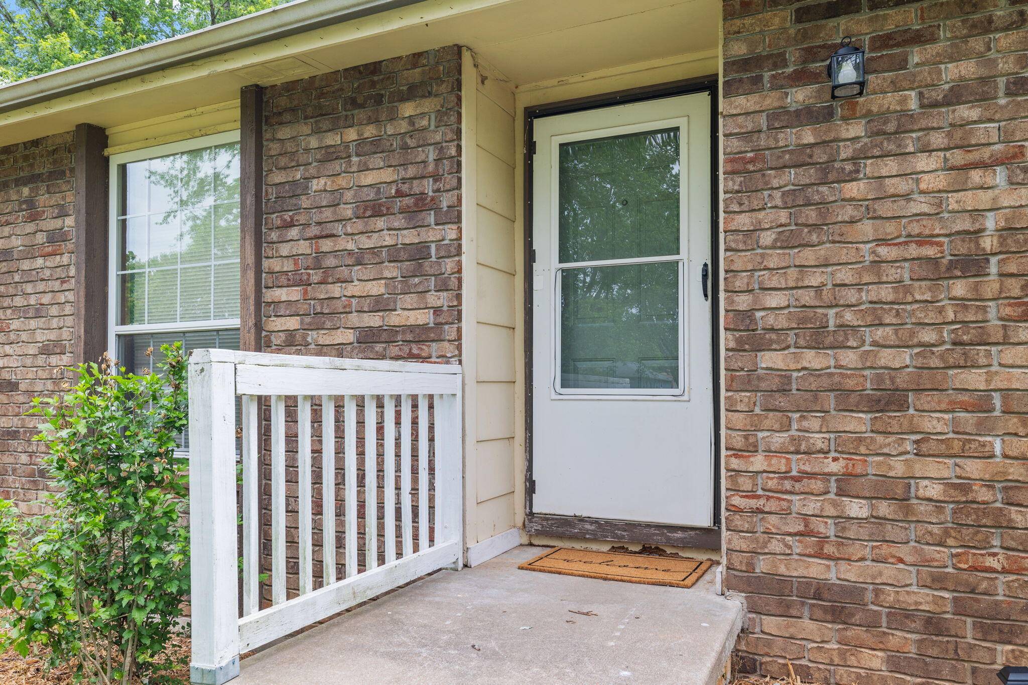 122 N Pinewood AVE, Republic, MO 65738