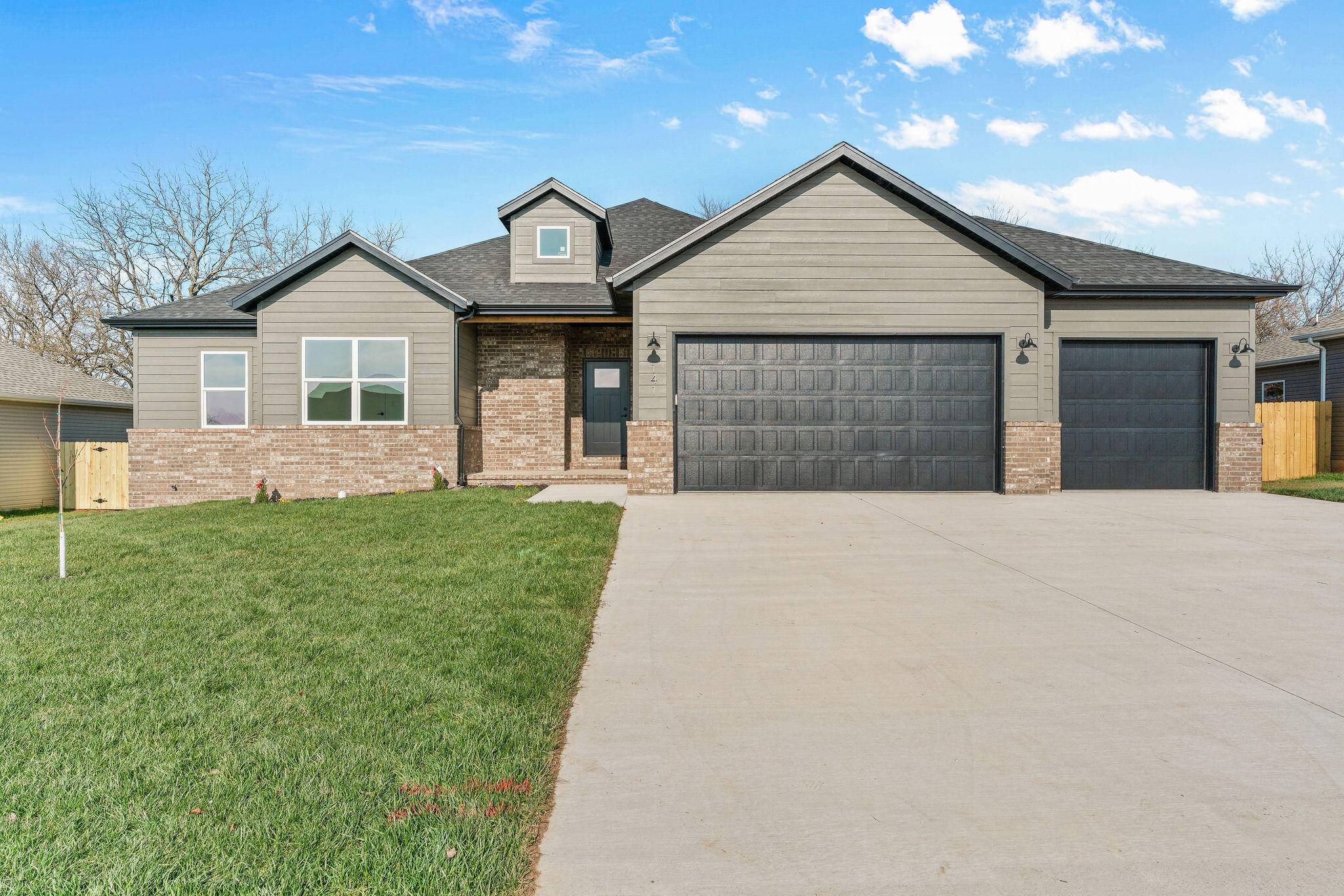 1436 N Carter WAY, Republic, MO 65738