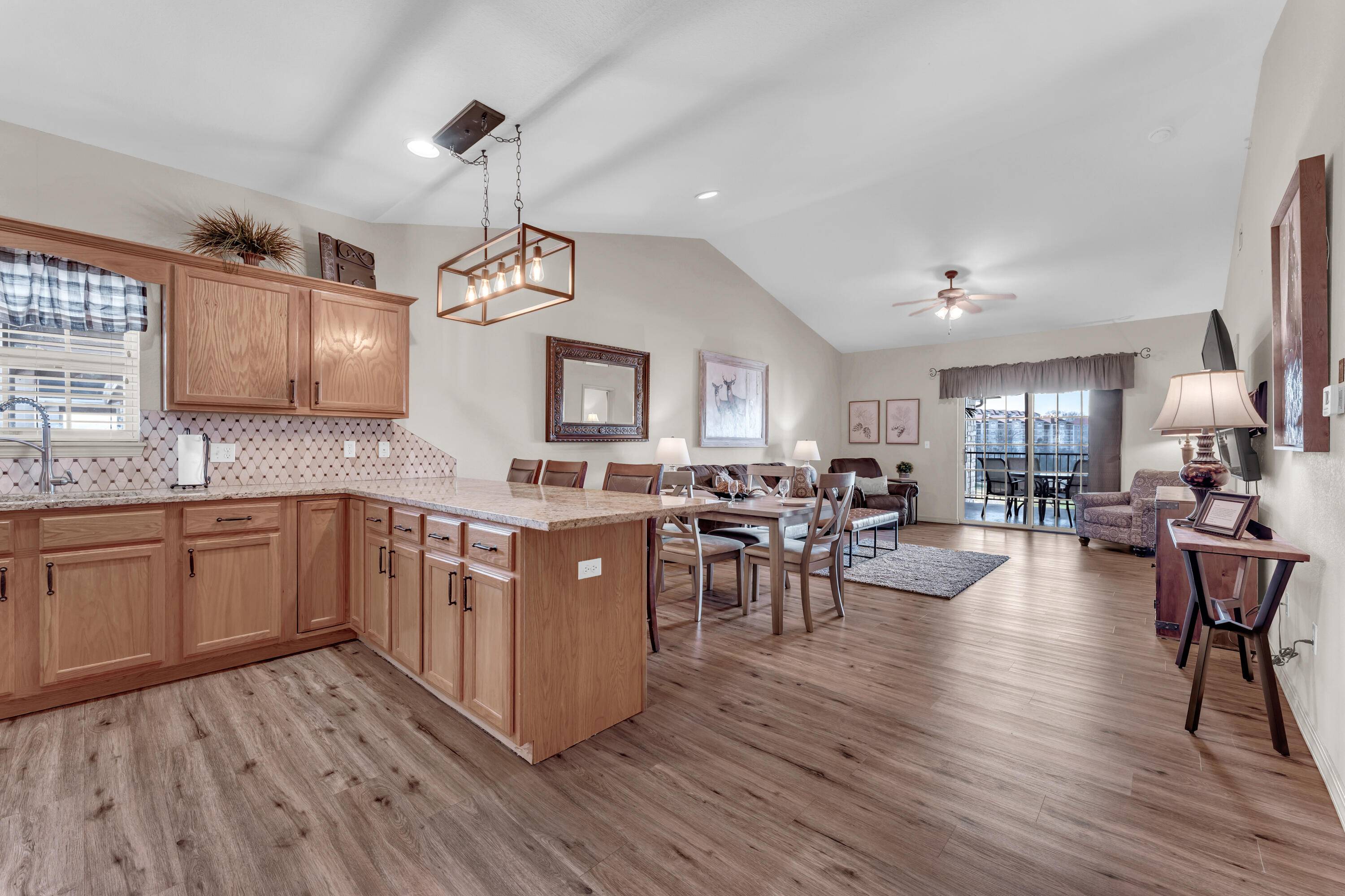 330 Wildwood DR #7, Branson, MO 65616