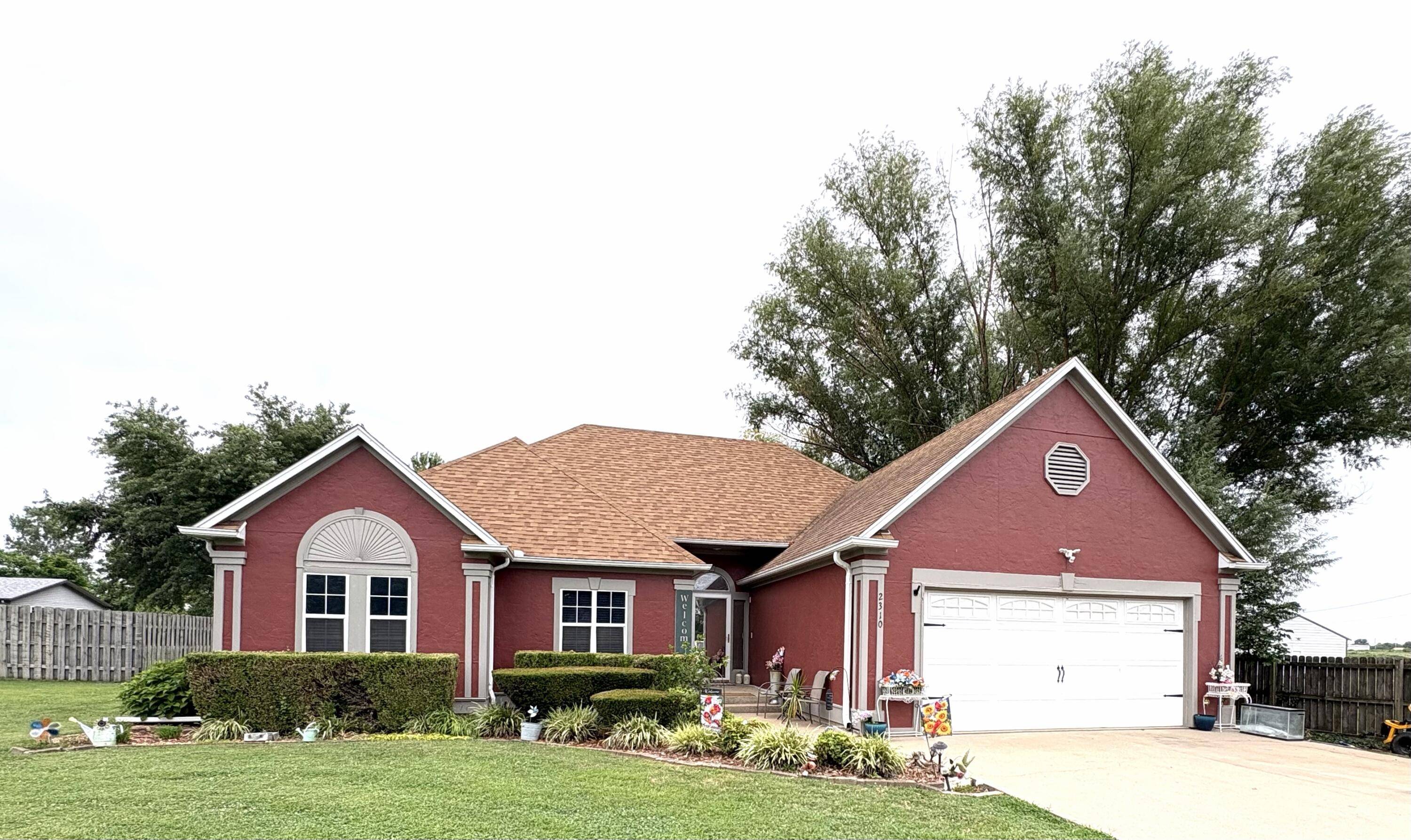 2310 Hazel AVE, Carthage, MO 64836