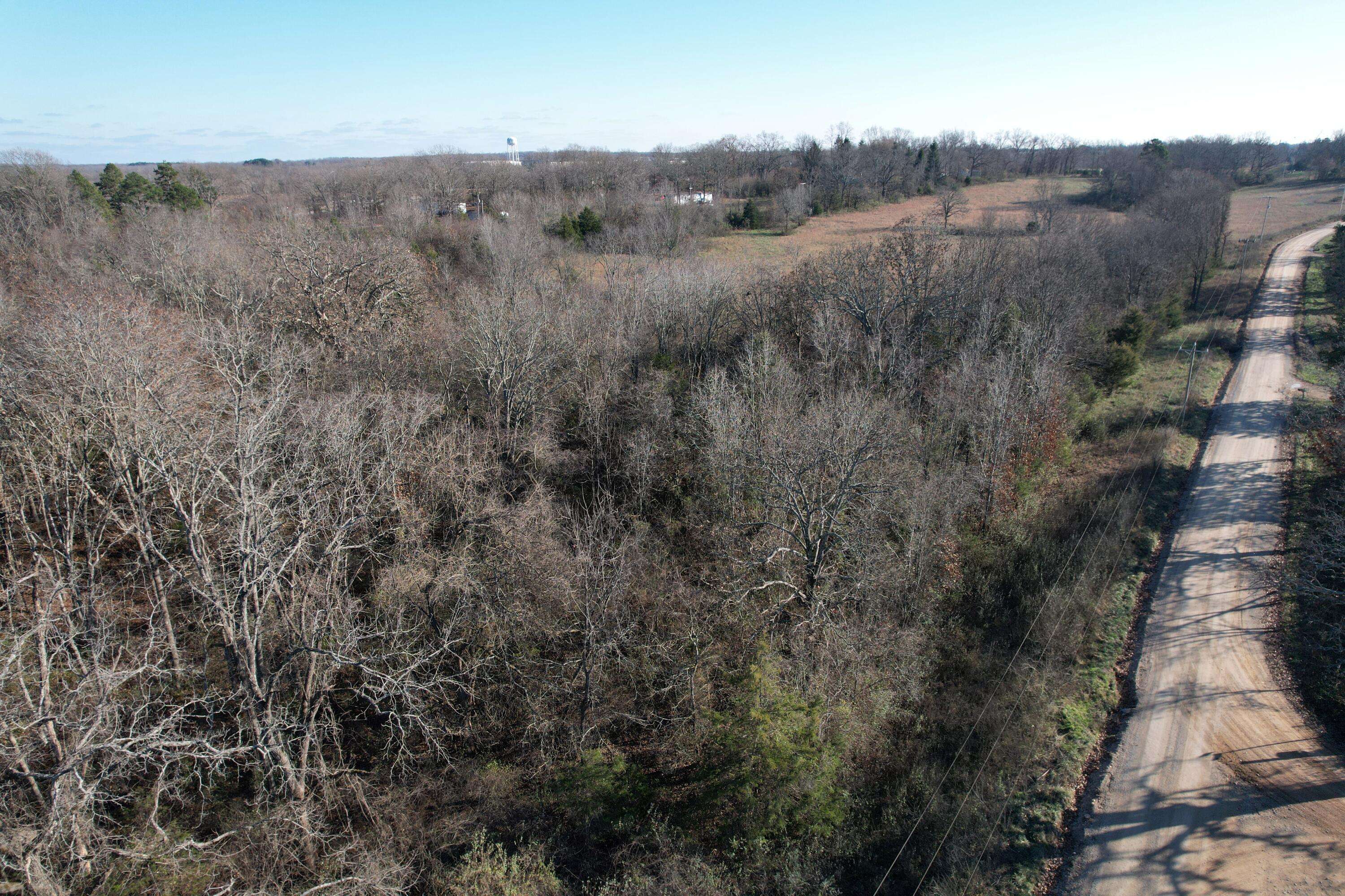 000 Highway 63, Pomona, MO 65789