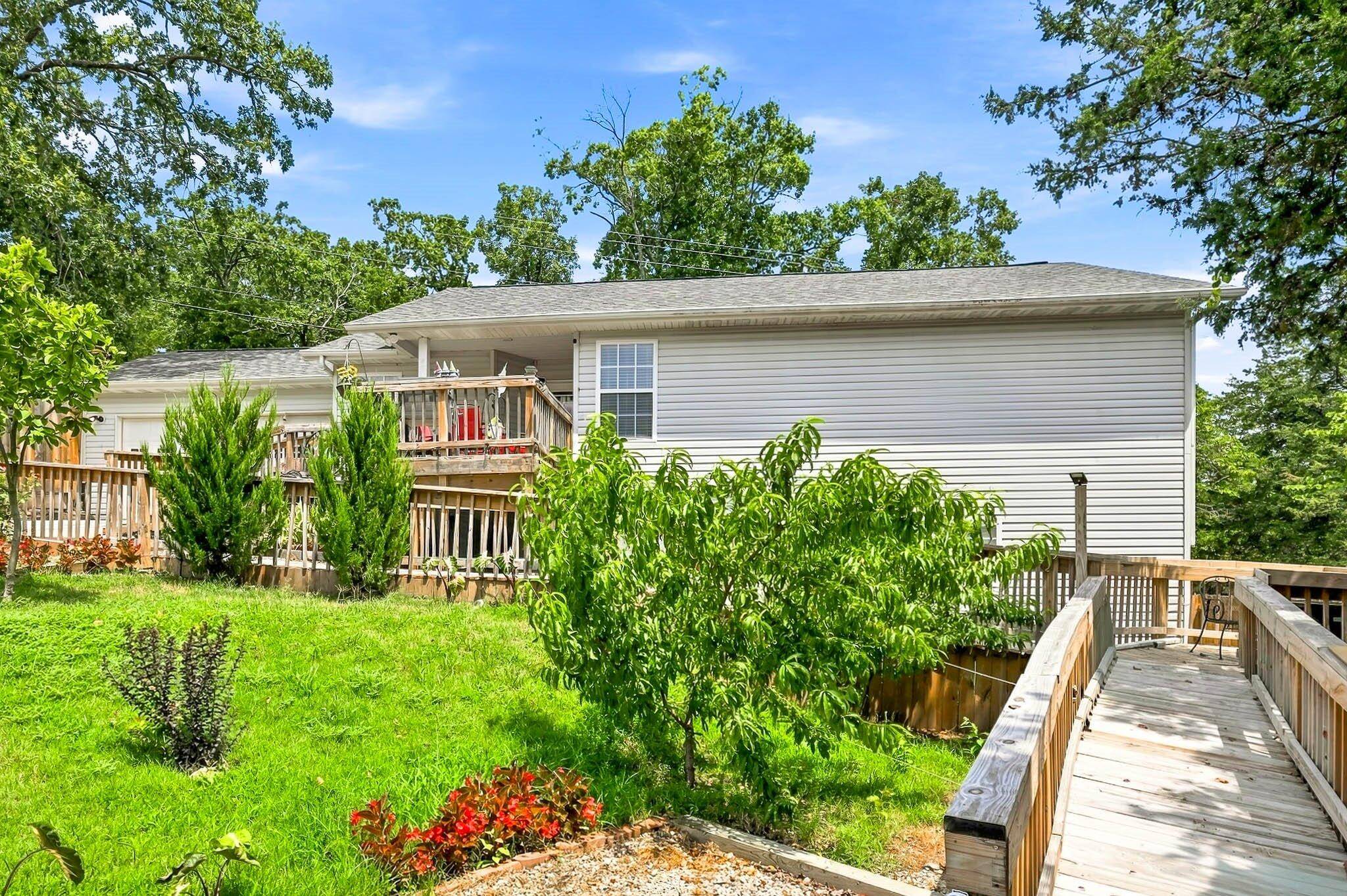 289 Fox Ridge RD, Branson, MO 65616