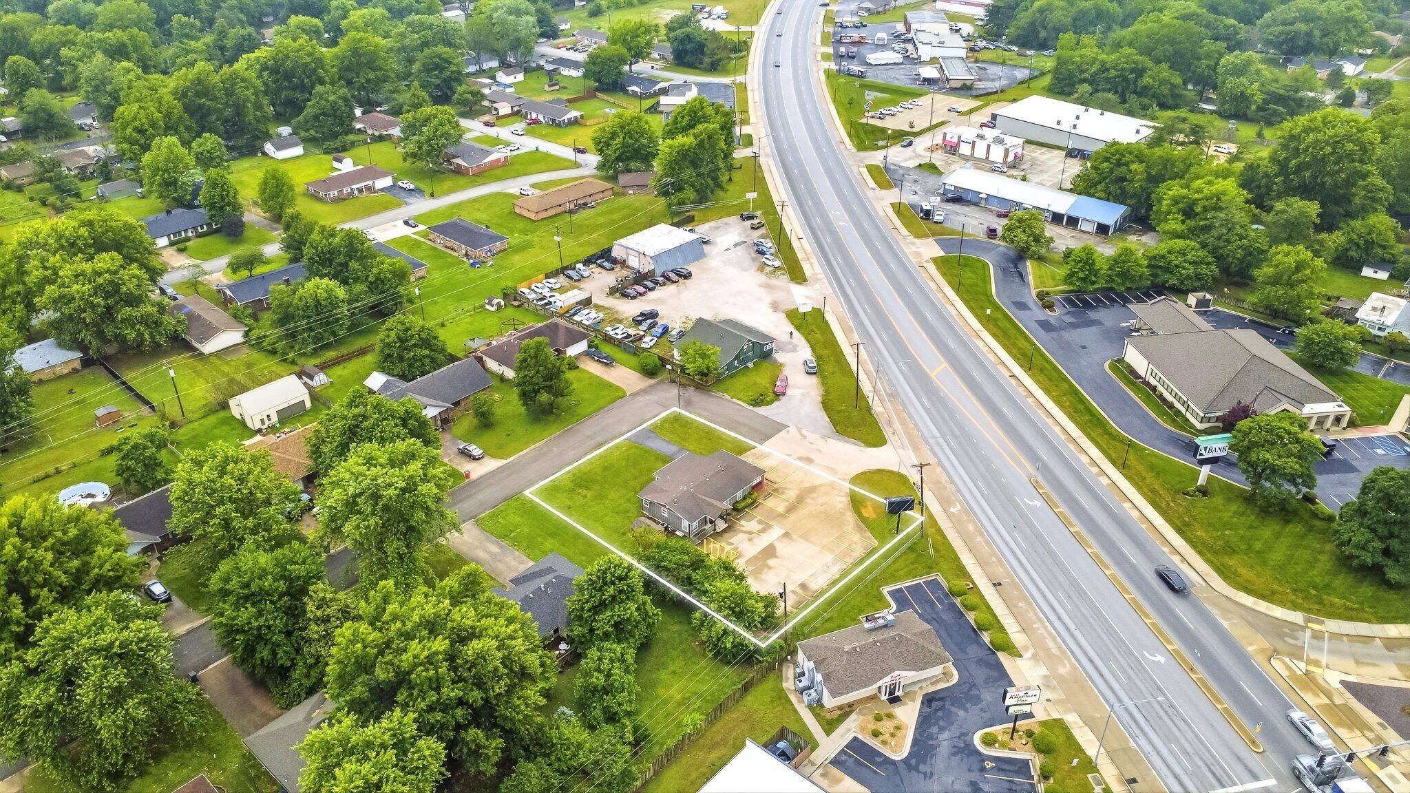 564 Us Highway 60, Republic, MO 65738