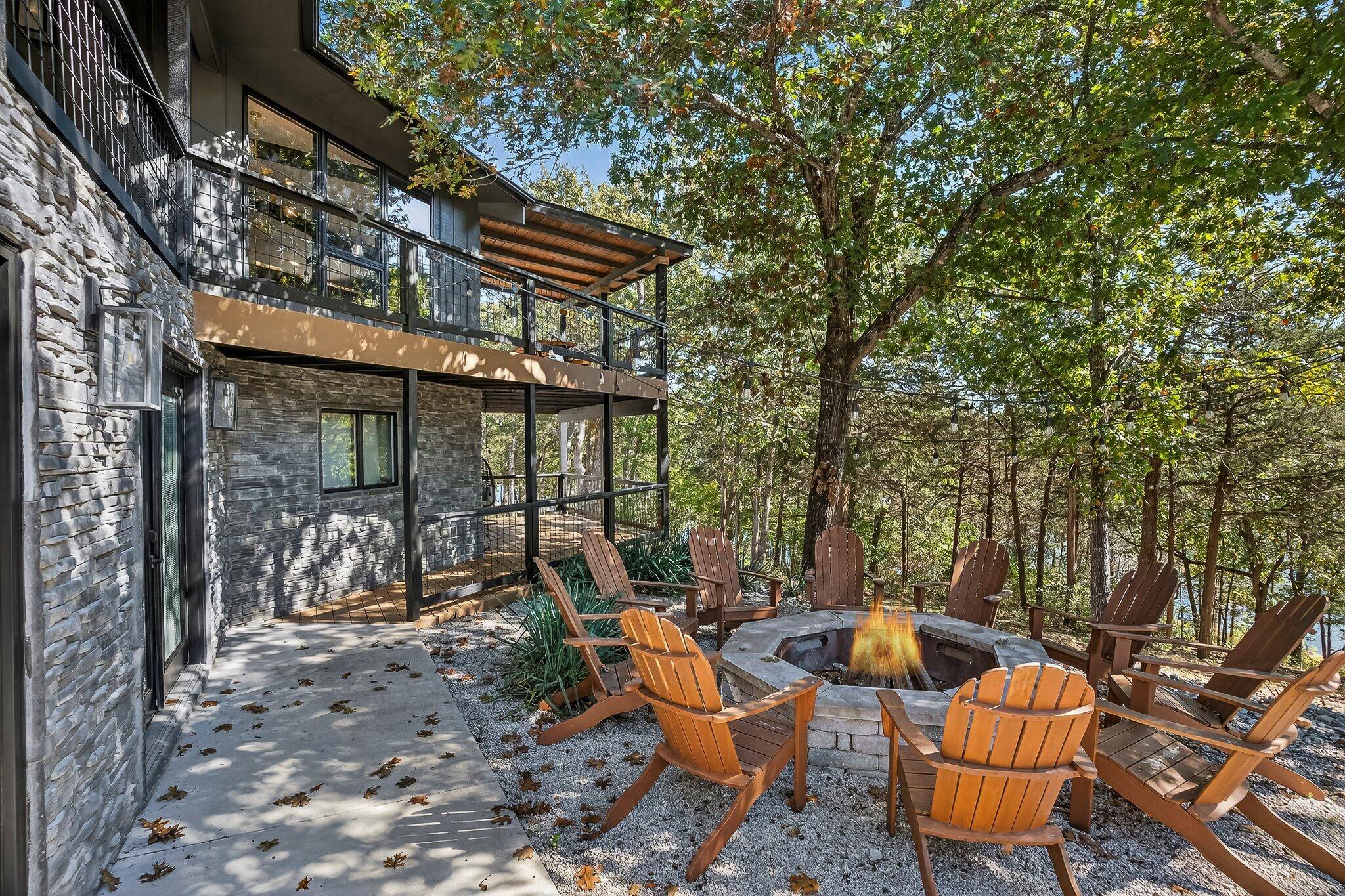 26963 Cottage LN, Shell Knob, MO 65747
