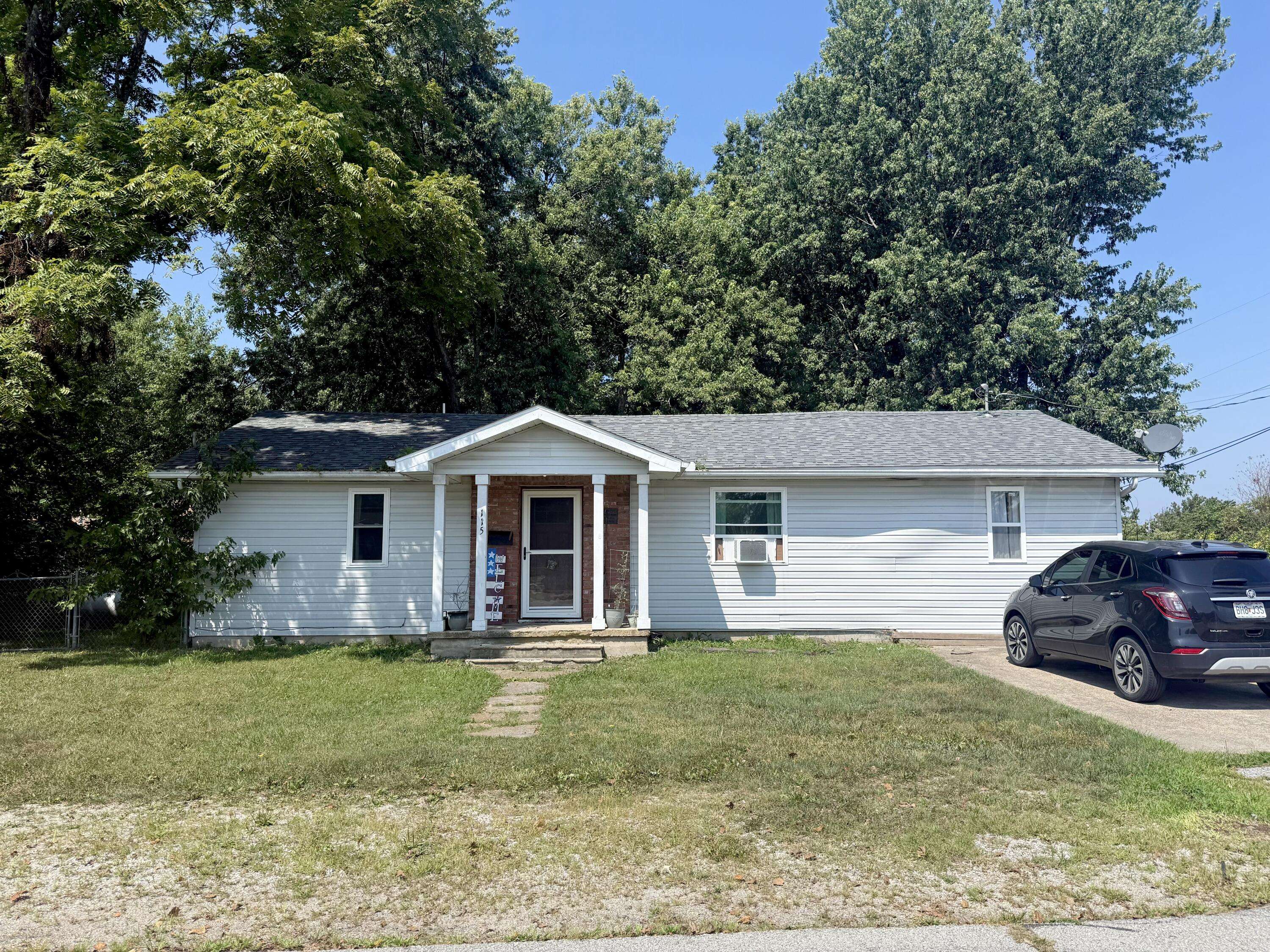 115 N King ST, Houston, MO 65483