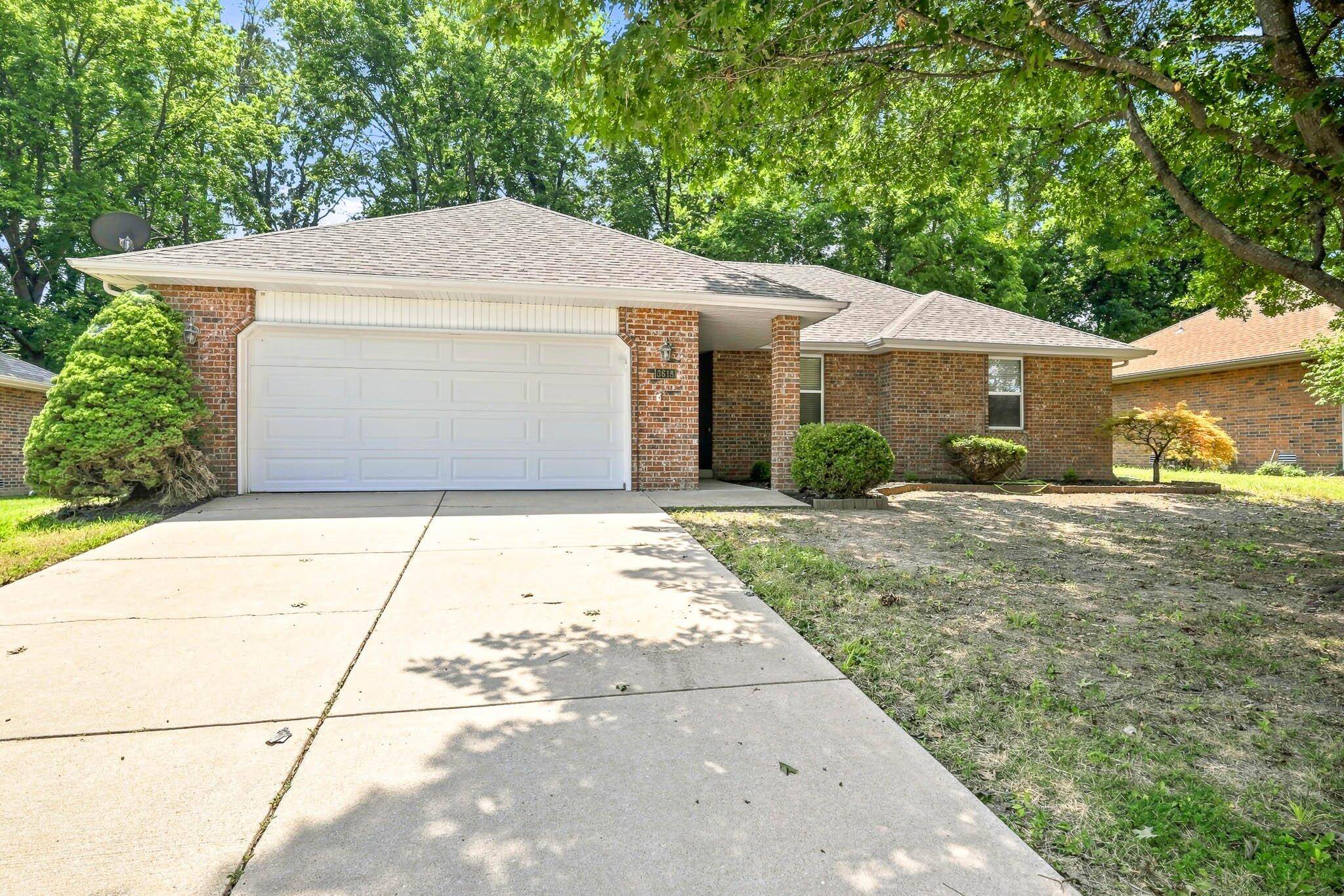 3618 W Vincent DR, Springfield, MO 65810