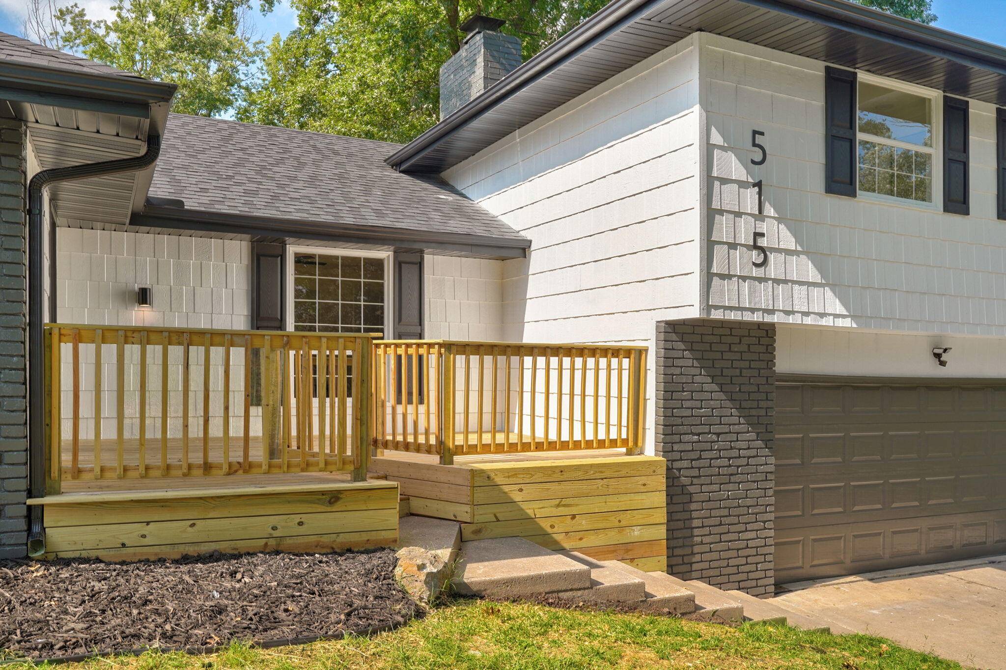 515 E Kingsley ST, Springfield, MO 65807