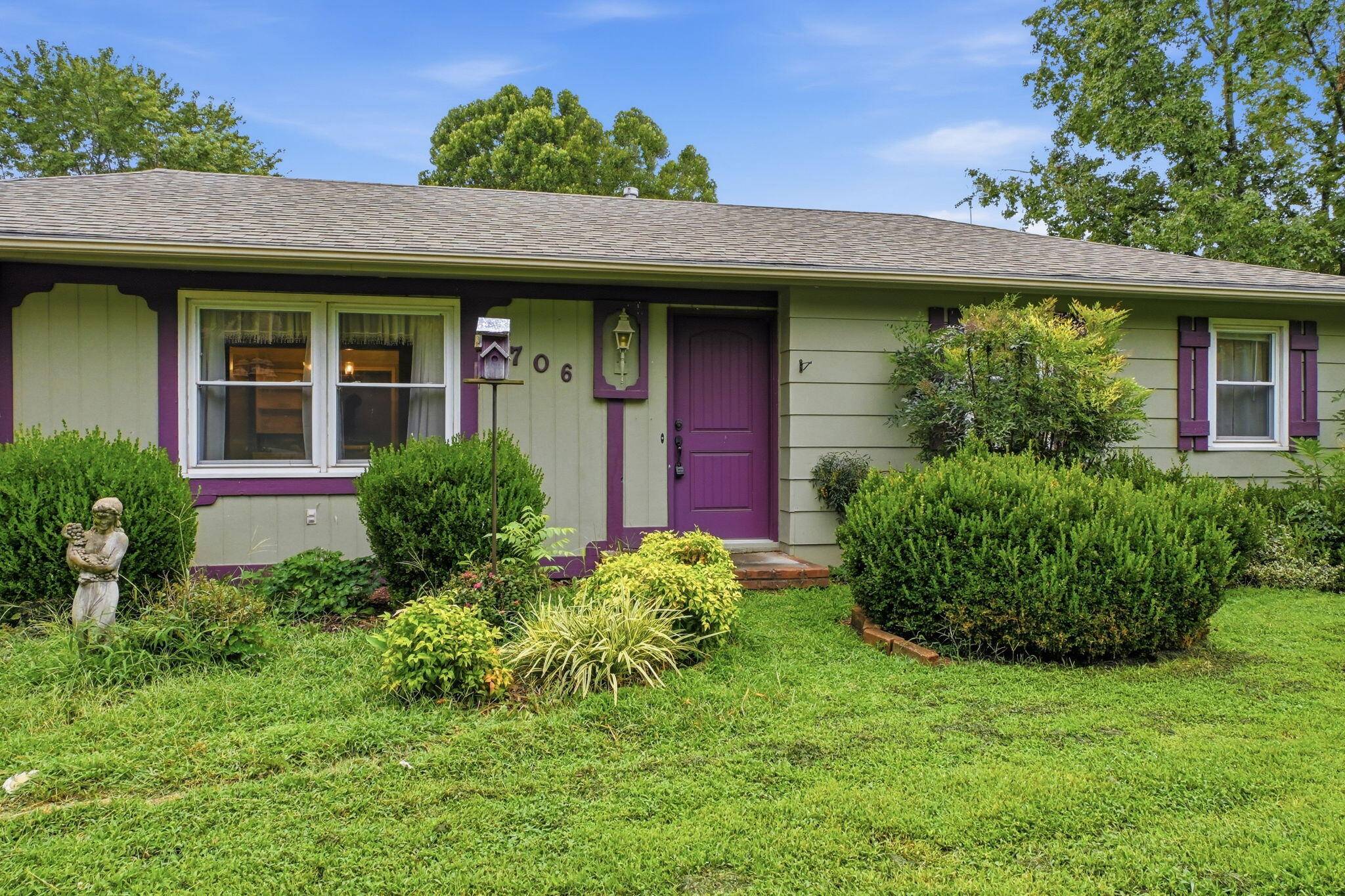 706 N Ward ST, Stockton, MO 65785