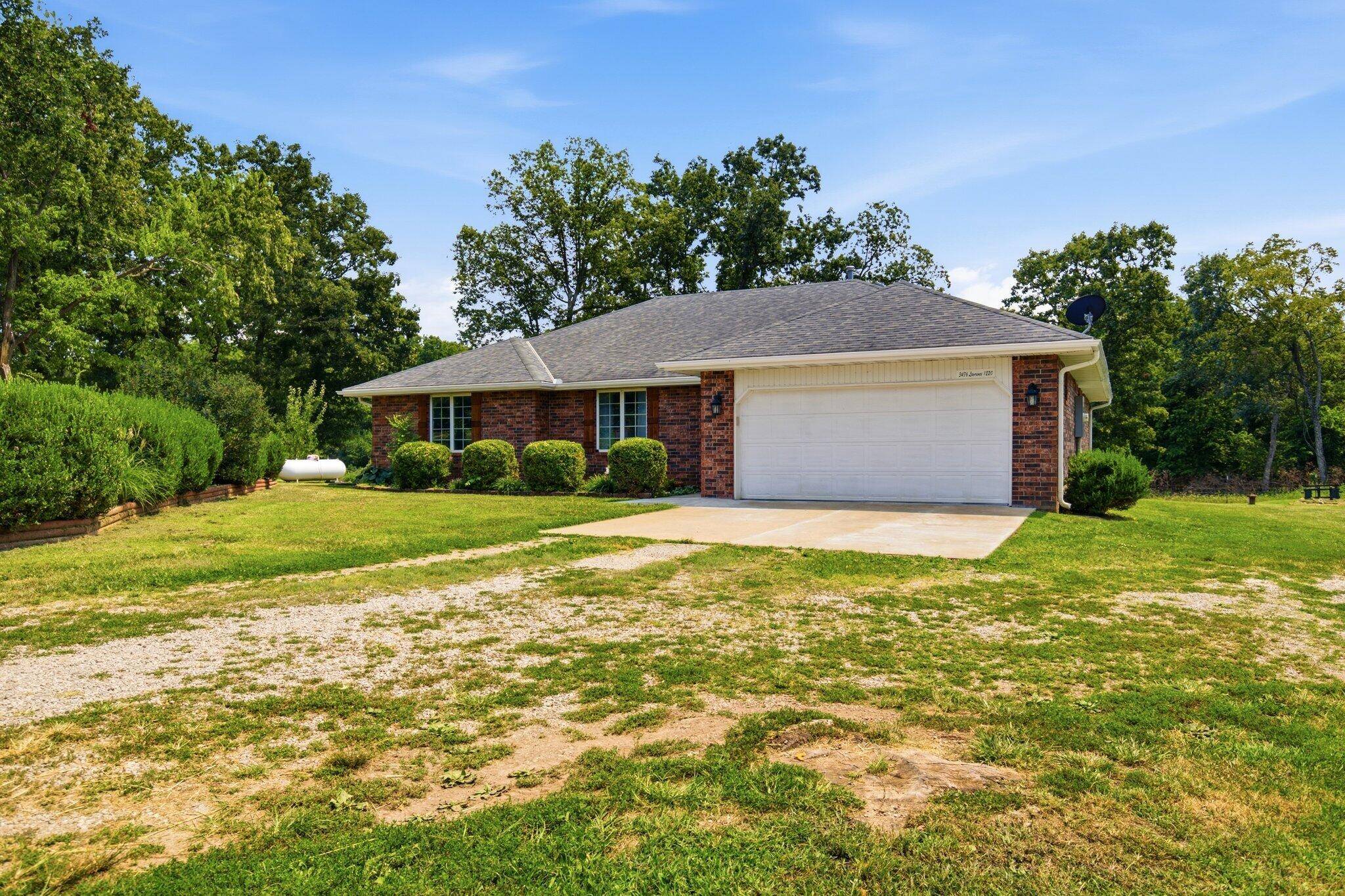 3476 Lawrence 1220, Everton, MO 65646