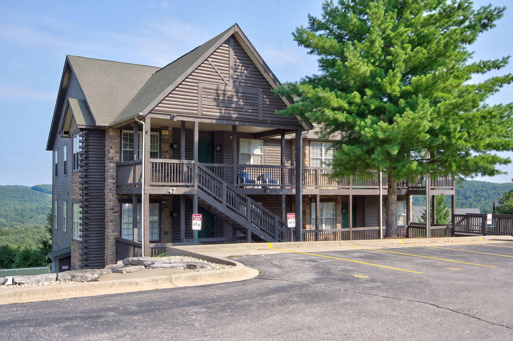 47-3 Songbird CIR #3, Branson, MO 65616