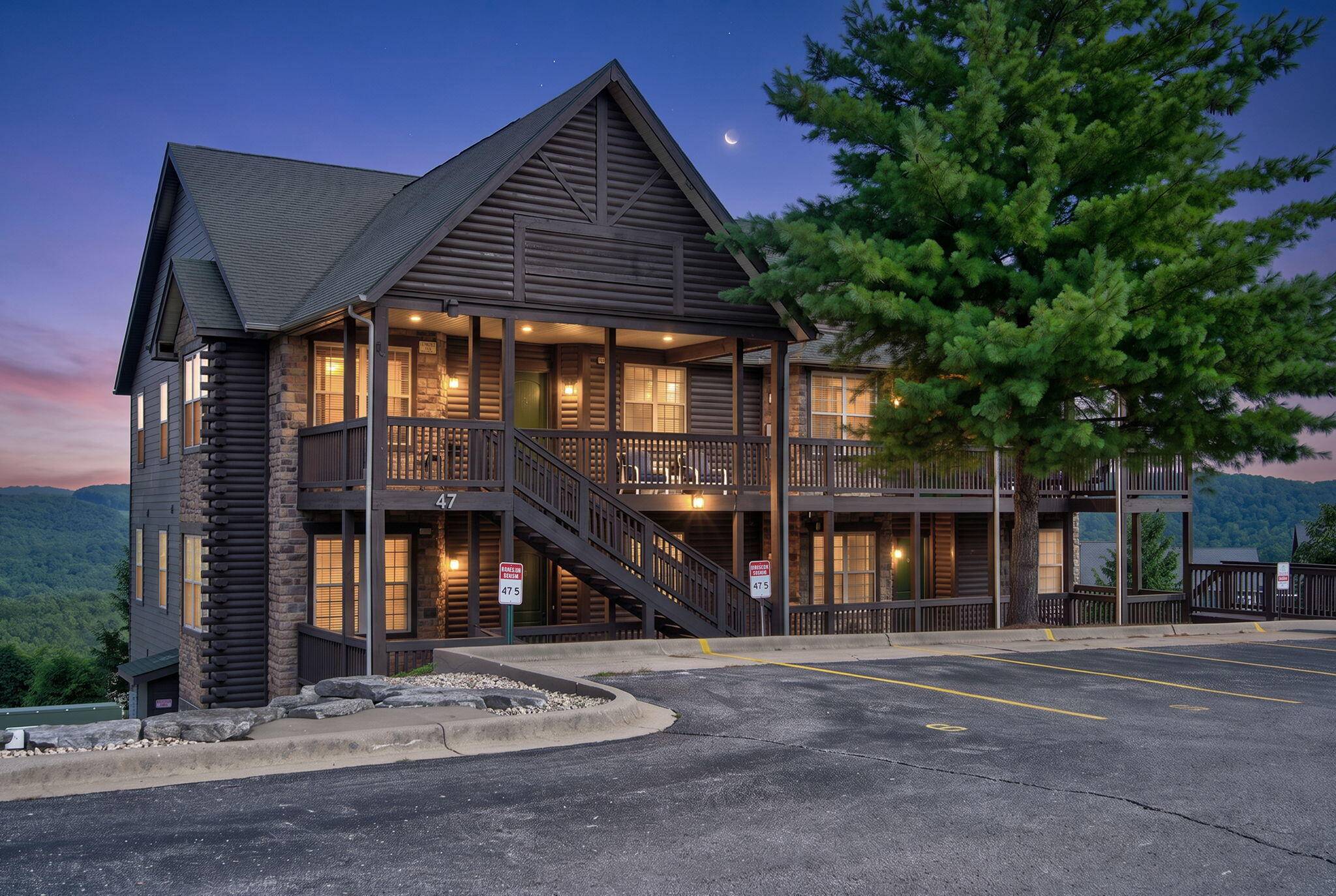 47-3 Songbird CIR #3, Branson, MO 65616