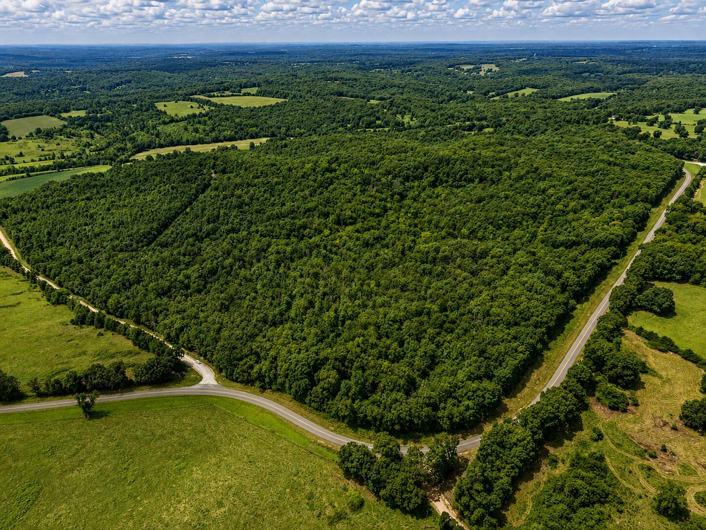 000 State Highway E, Hartville, MO 65667