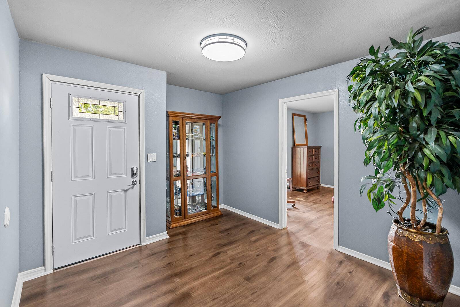 1304 S Adams AVE, Aurora, MO 65605