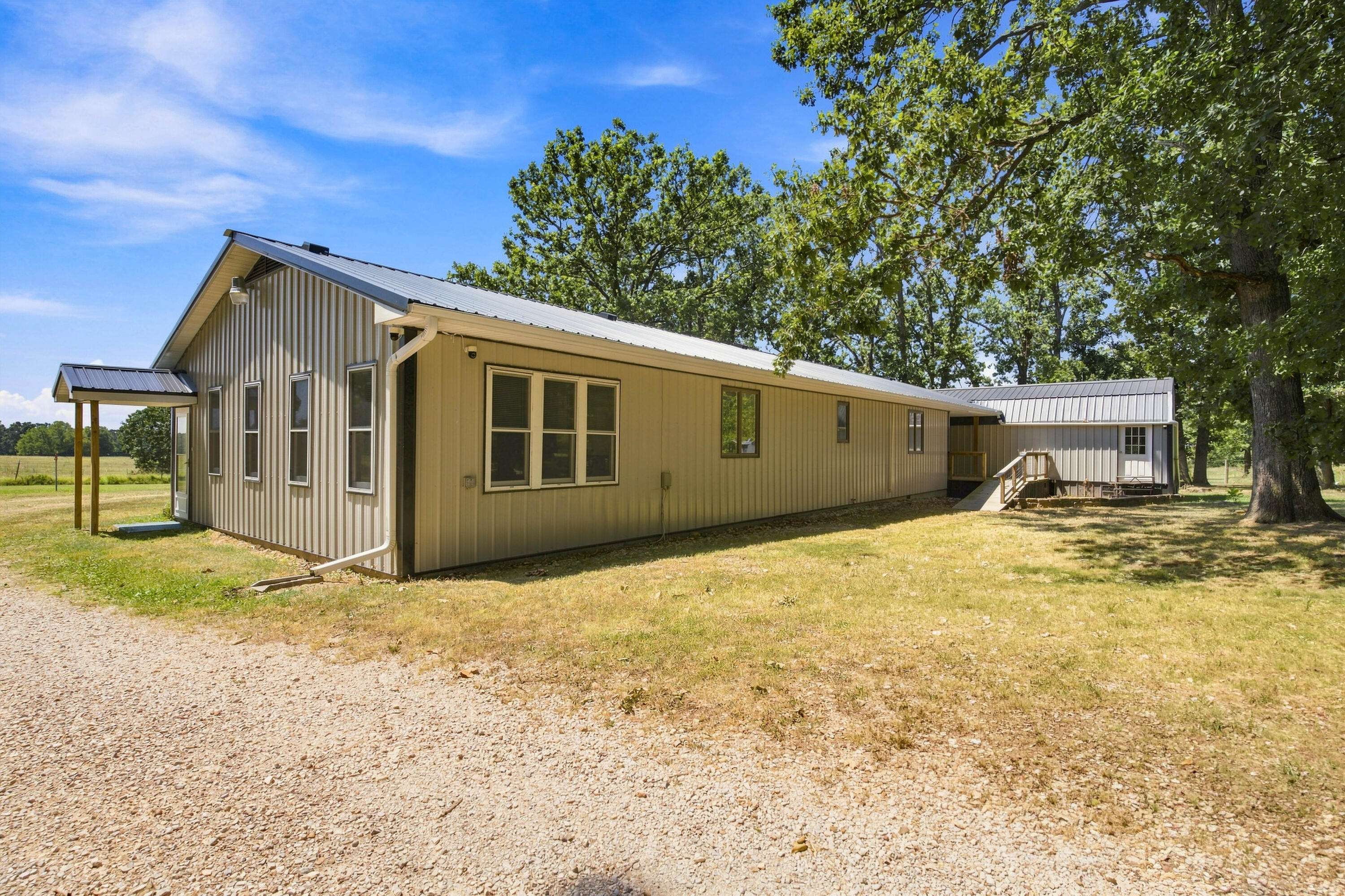 5351 State HWY, Purdy, MO 65734