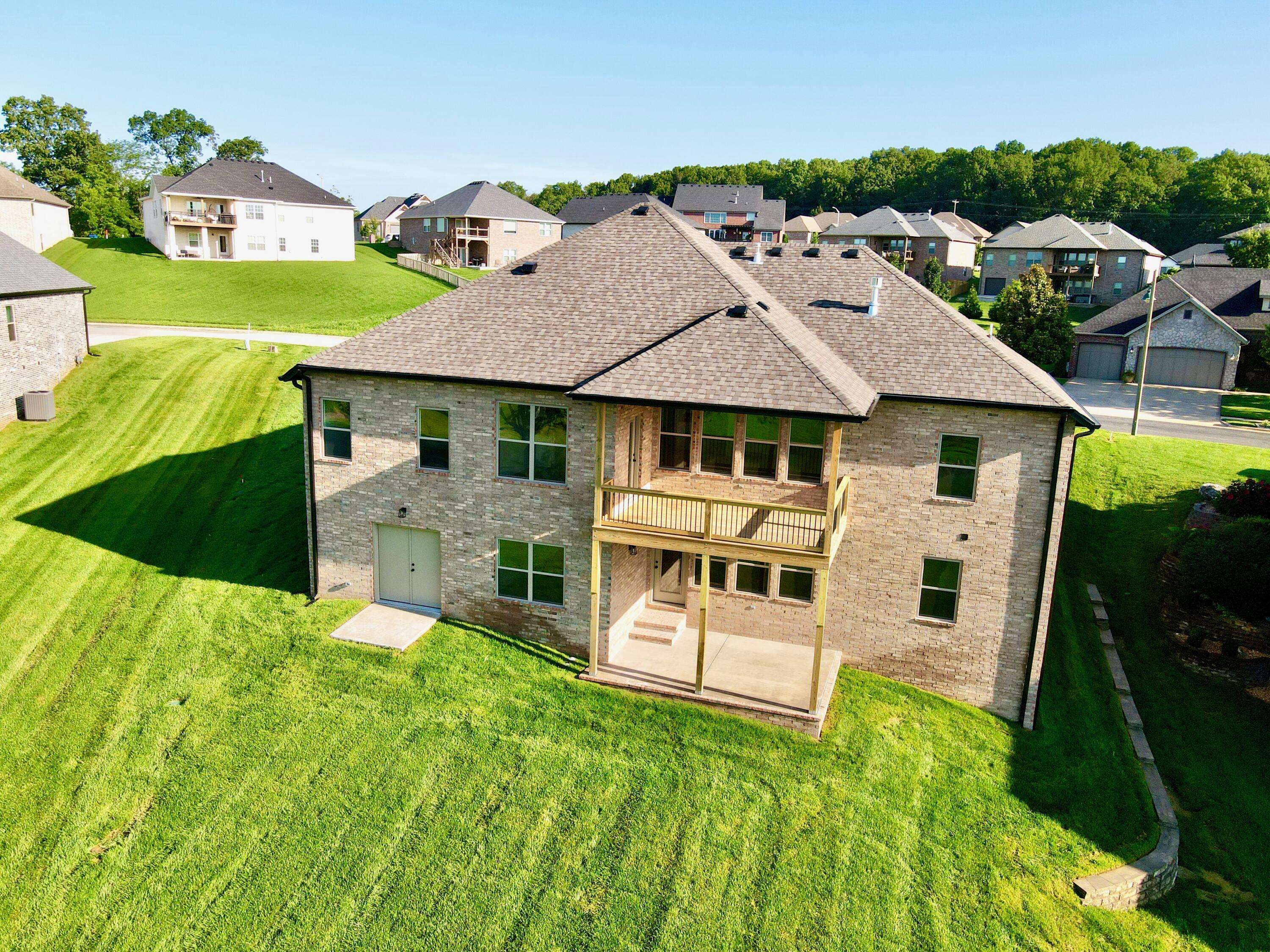 1620 W Silver Oak DR, Springfield, MO 65810