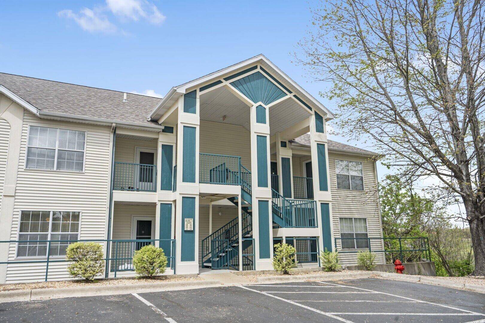 120 Spring Creek CT #23, Branson, MO 65616