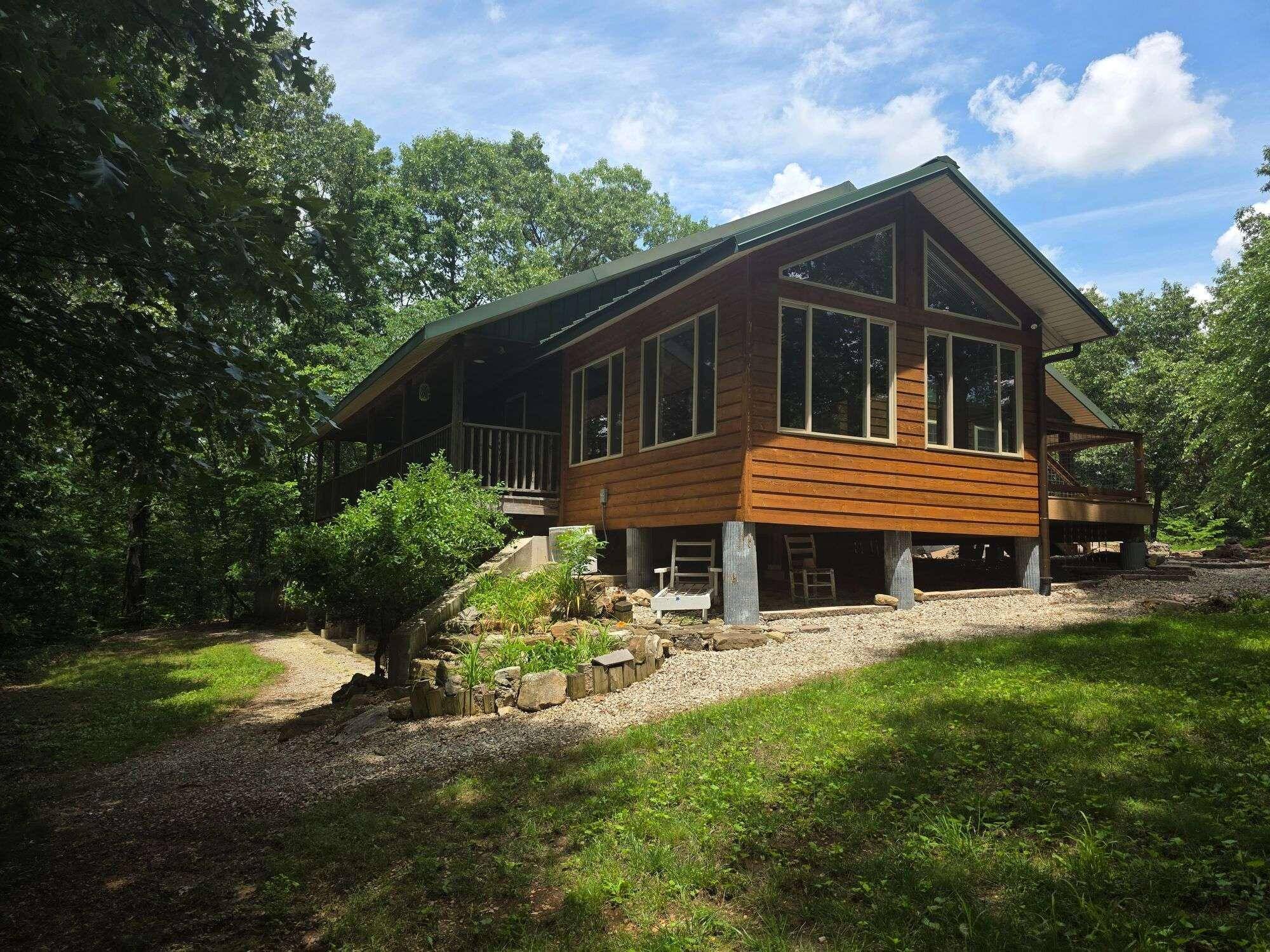 261 Wintergrape LN, Rogersville, MO 65742