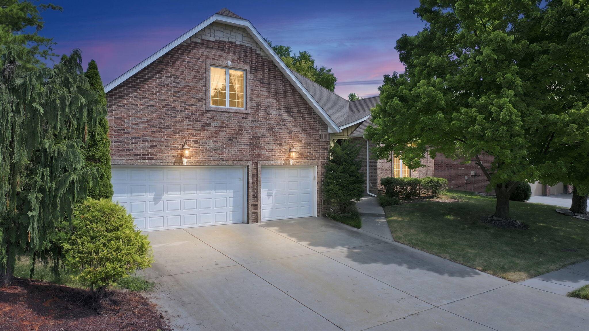 3411 E Anne ST, Ozark, MO 65721