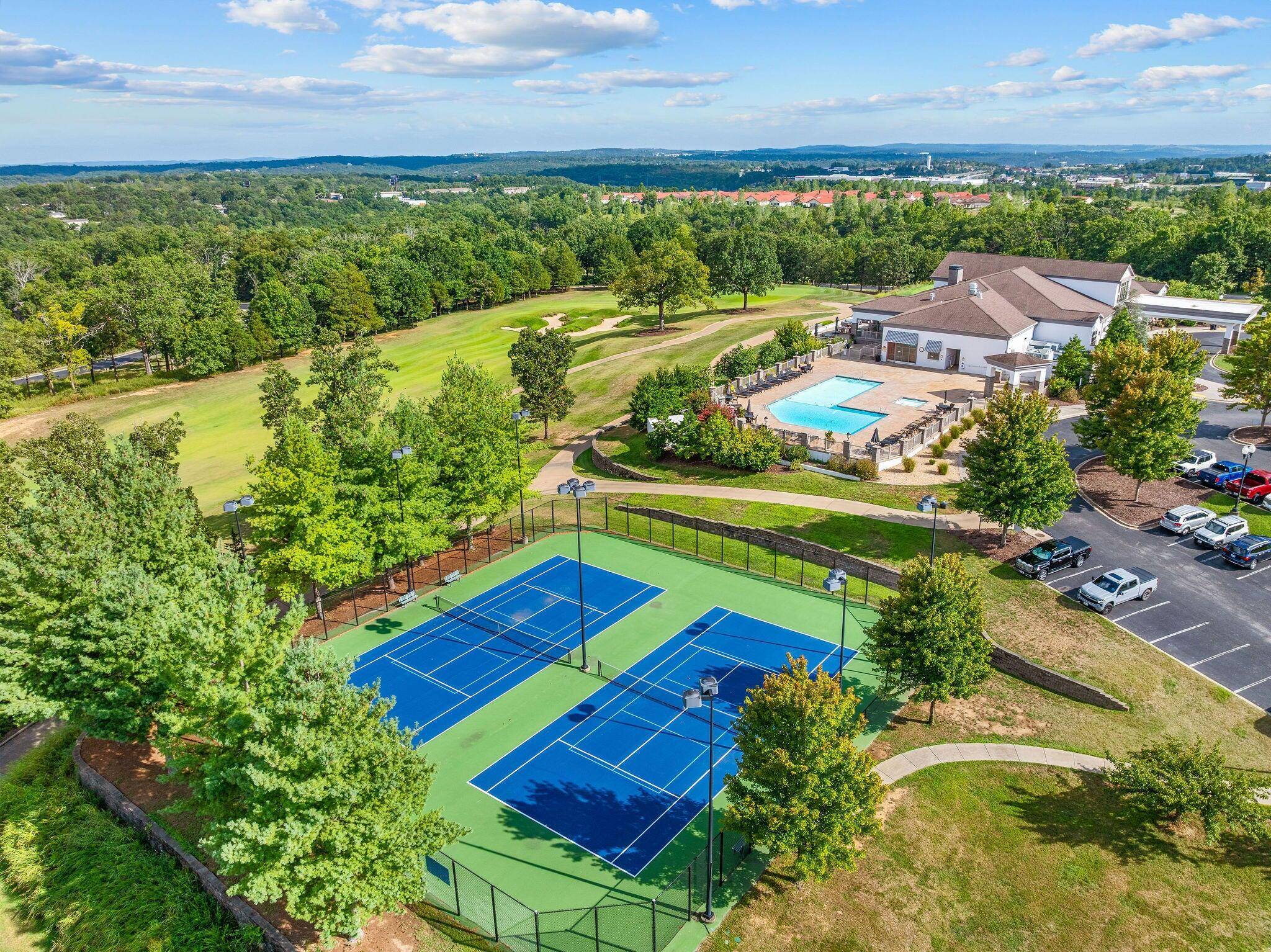 151 Royal Dornoch DR, Branson, MO 65616