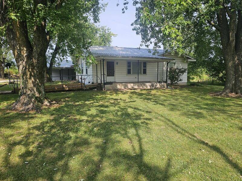 3117 N Farm Road 123, Springfield, MO 65803