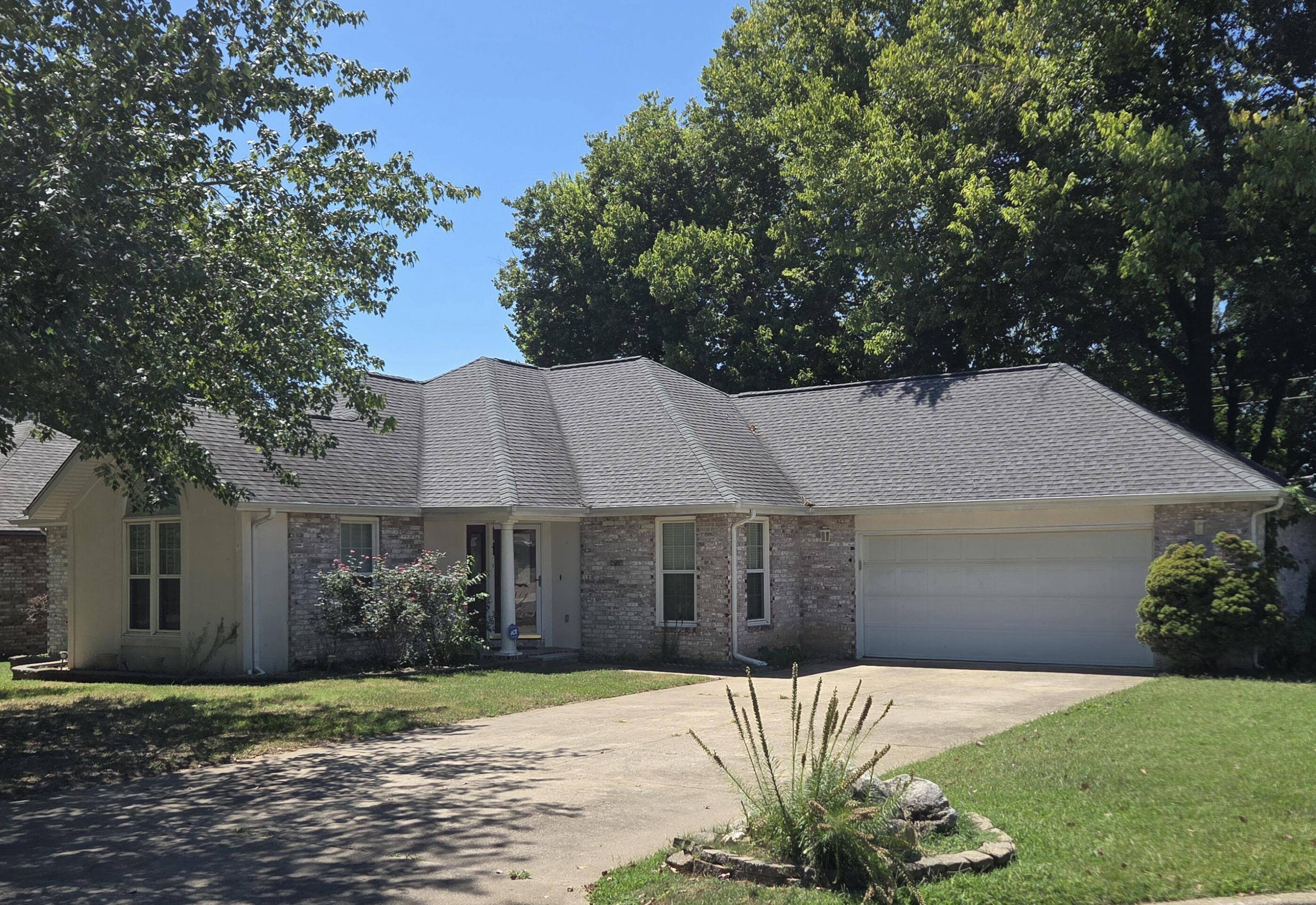 4719 S Clifton CT, Springfield, MO 65810