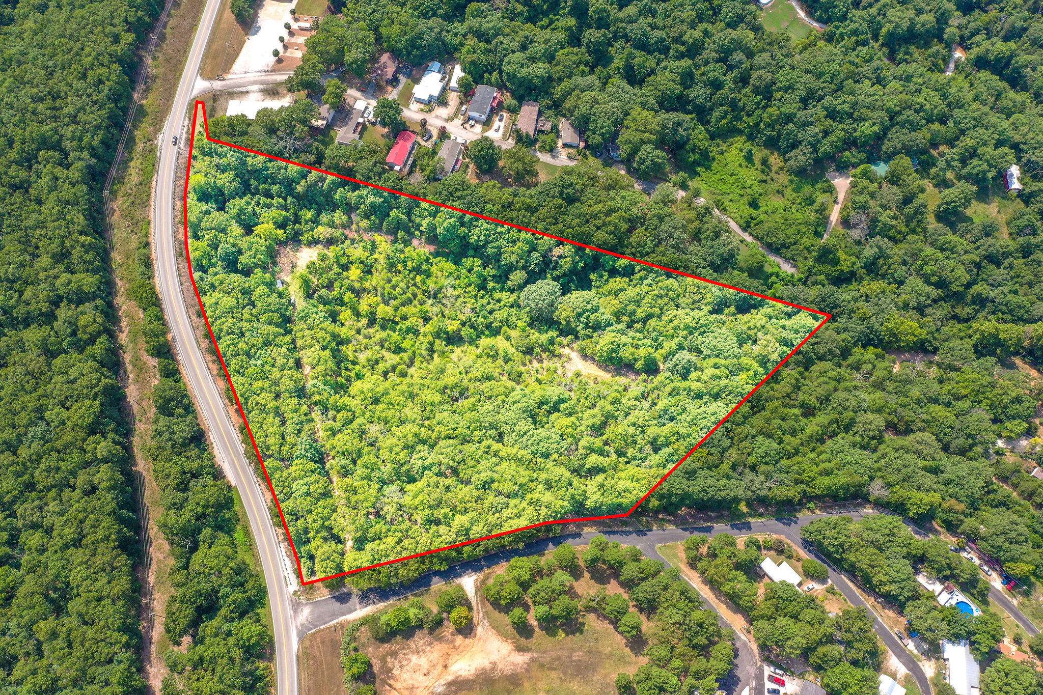 19 Moore LN, Blue Eye, MO 65611