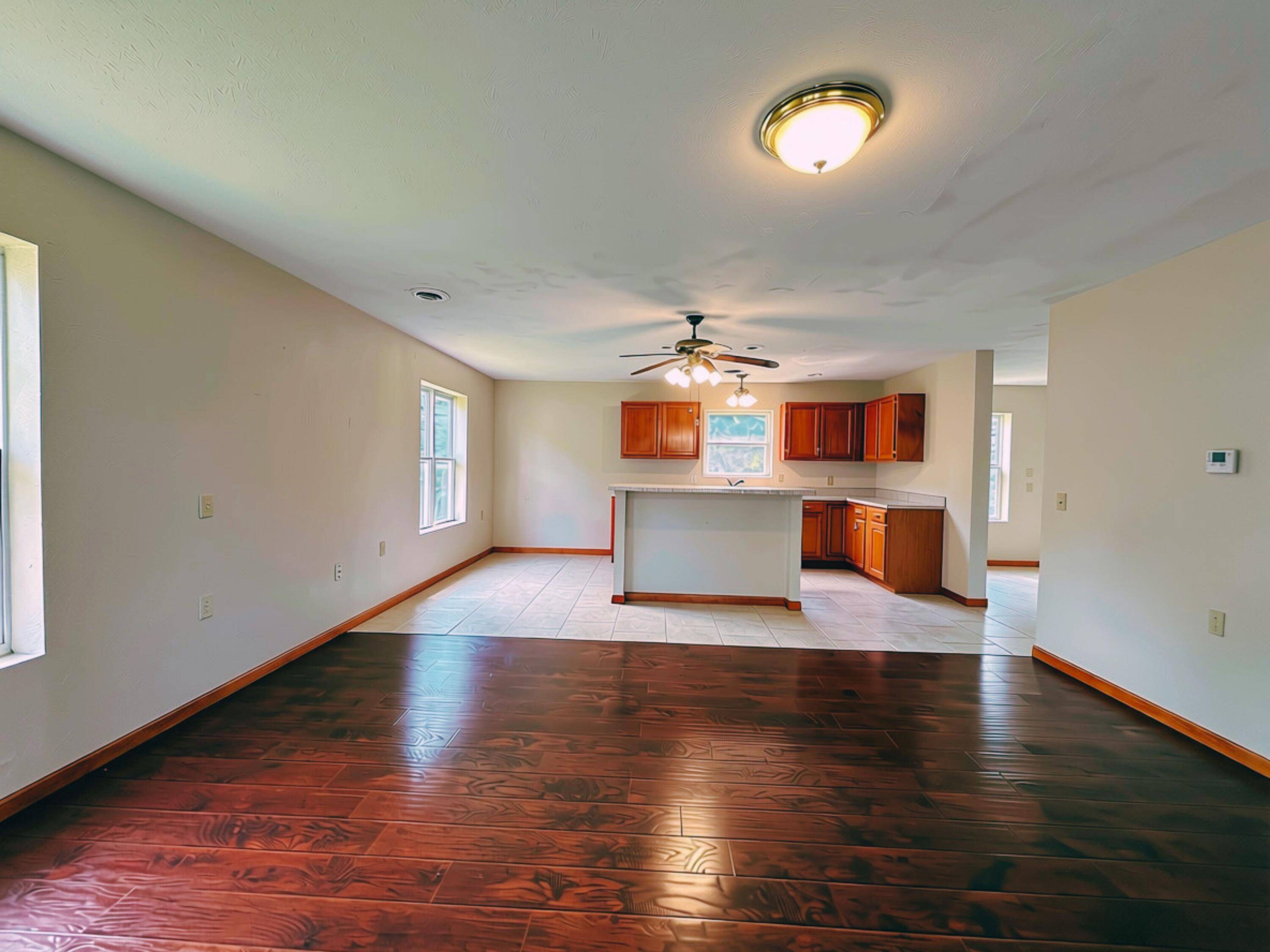 813 S Hazel ST, Mt Vernon, MO 65712