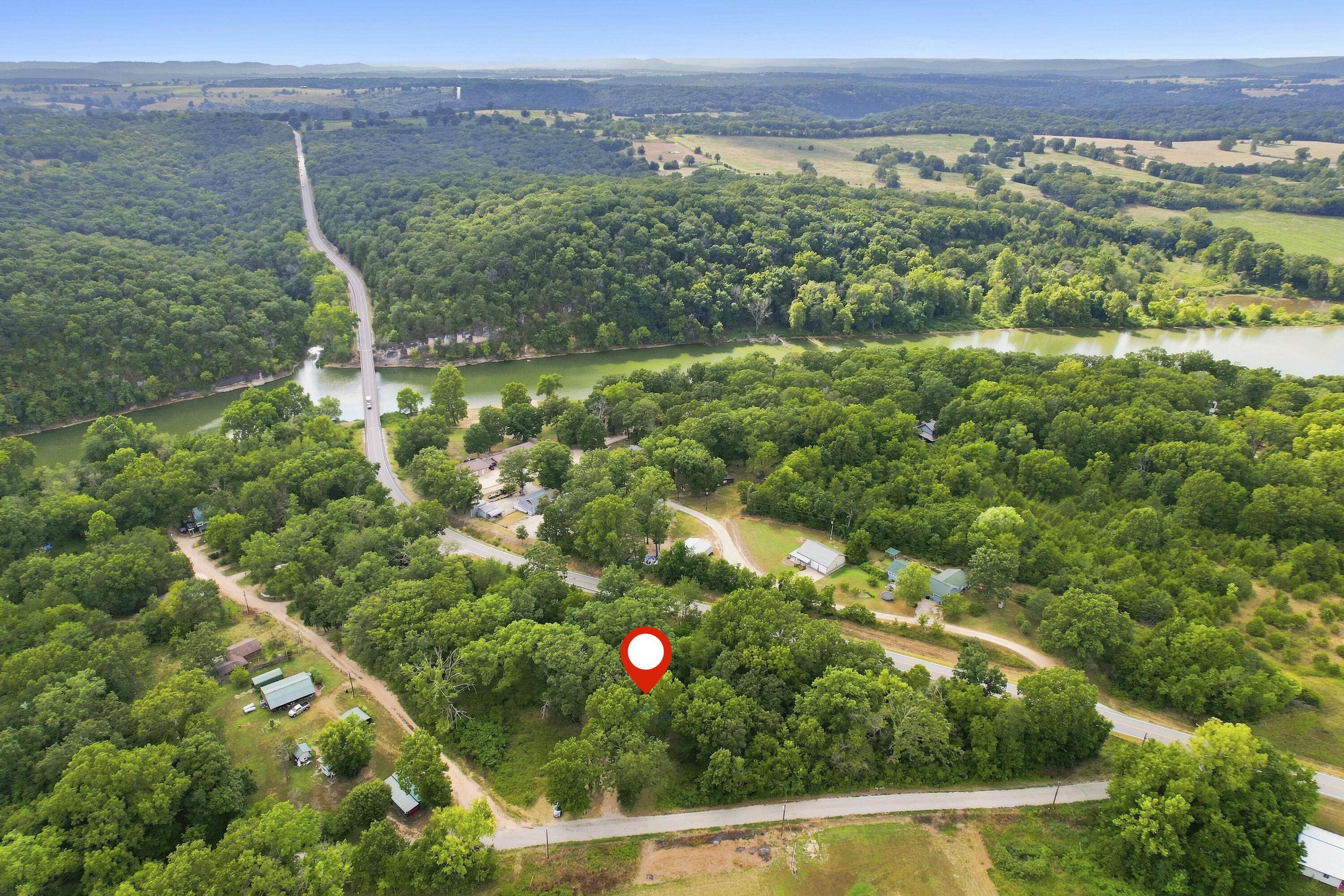 26858 Buckingham PL, Shell Knob, MO 65747