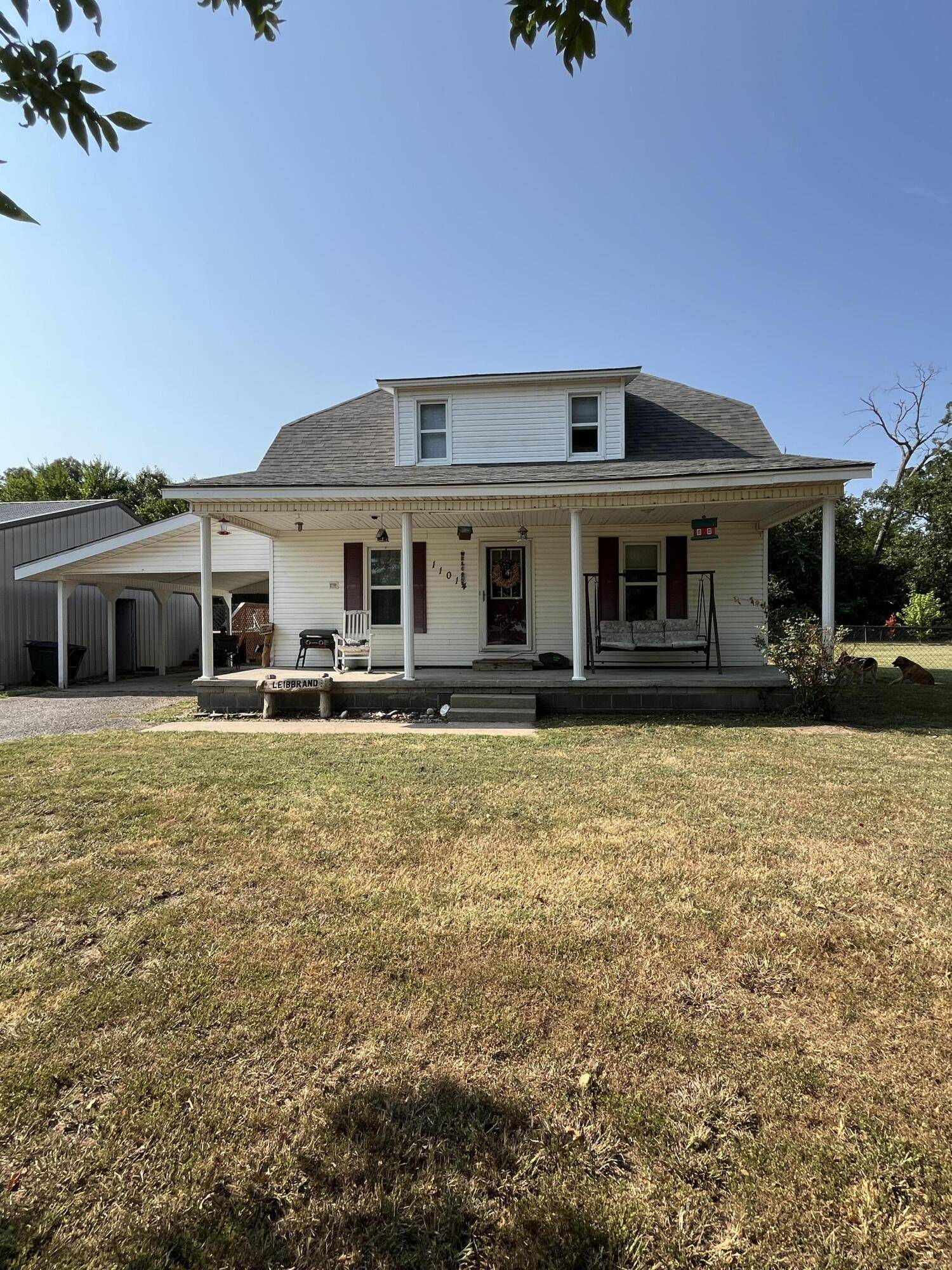11014 Iris RD, Neosho, MO 64850