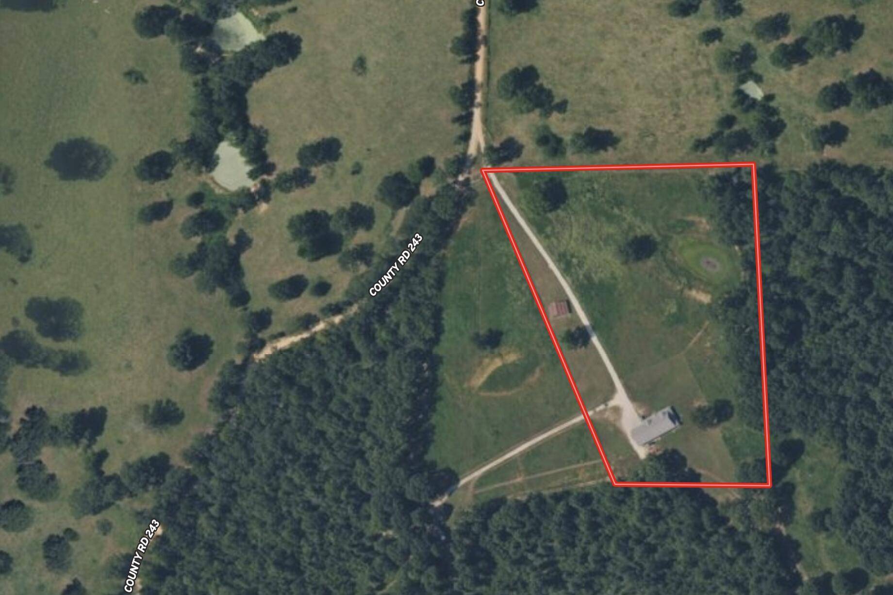 110 S County Road 243, Couch, MO 65690