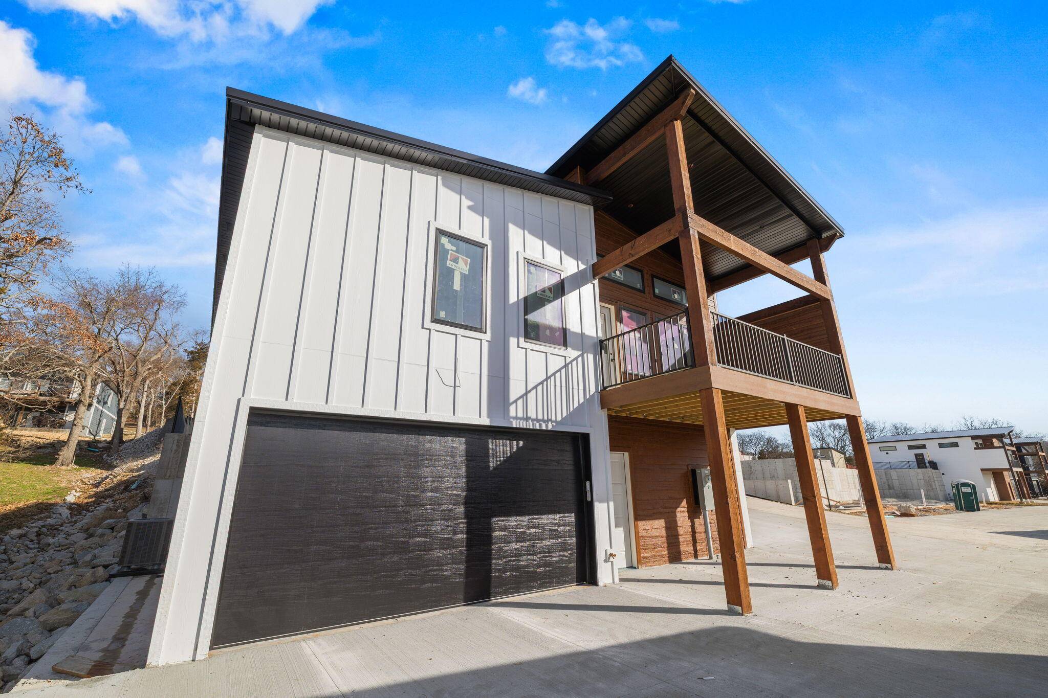 47 Old Oak Hill DR #31, Reeds Spring, MO 65737