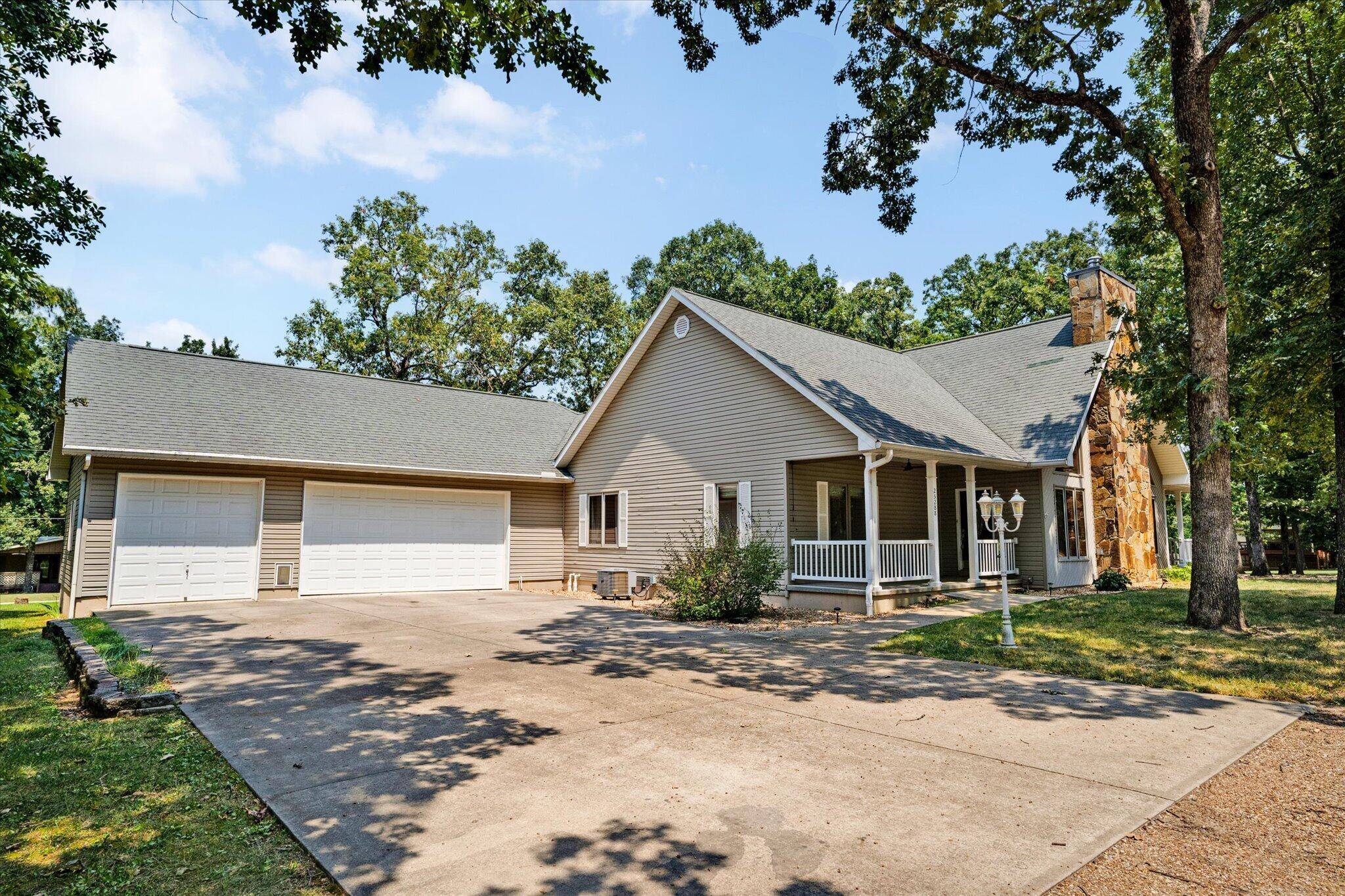 25288 County Road 246, Hermitage, MO 65668