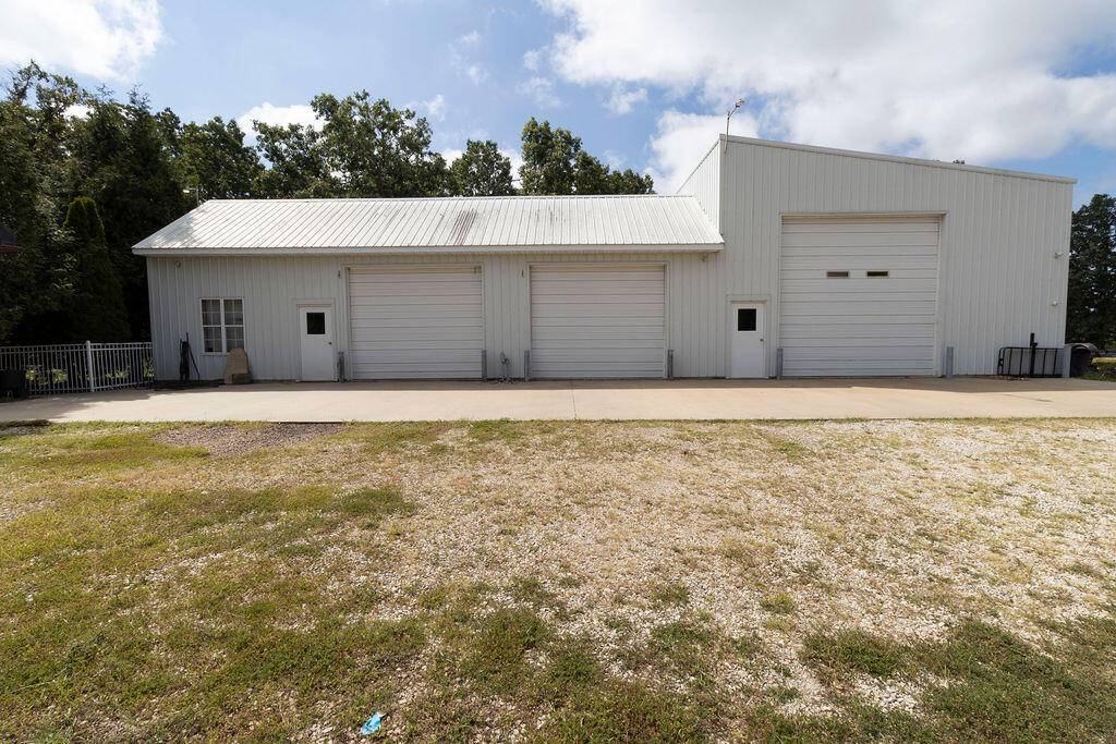 2378 State Highway Ab, Seymour, MO 65746