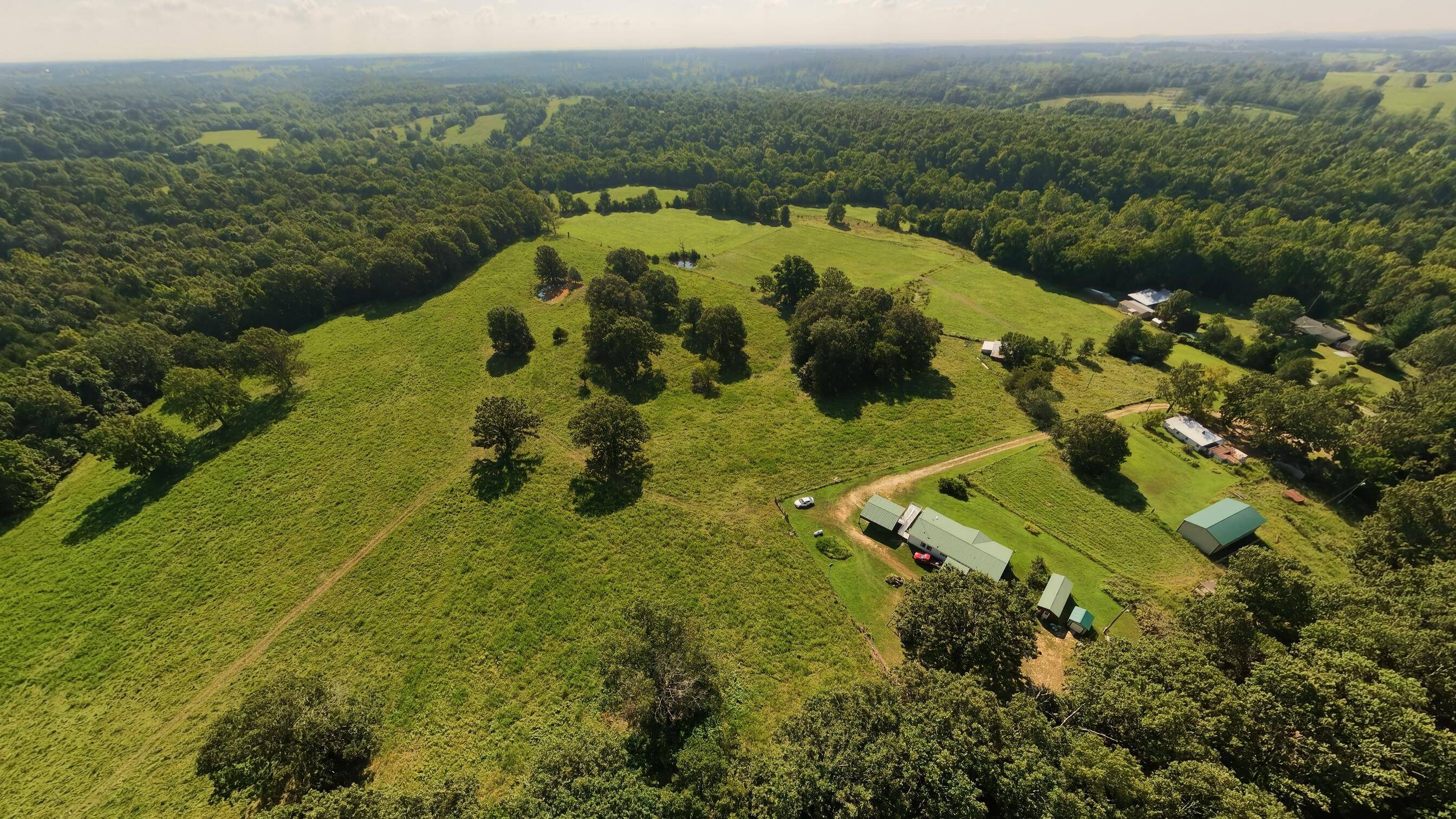 13917 County Road 6910, Caulfield, MO 65626