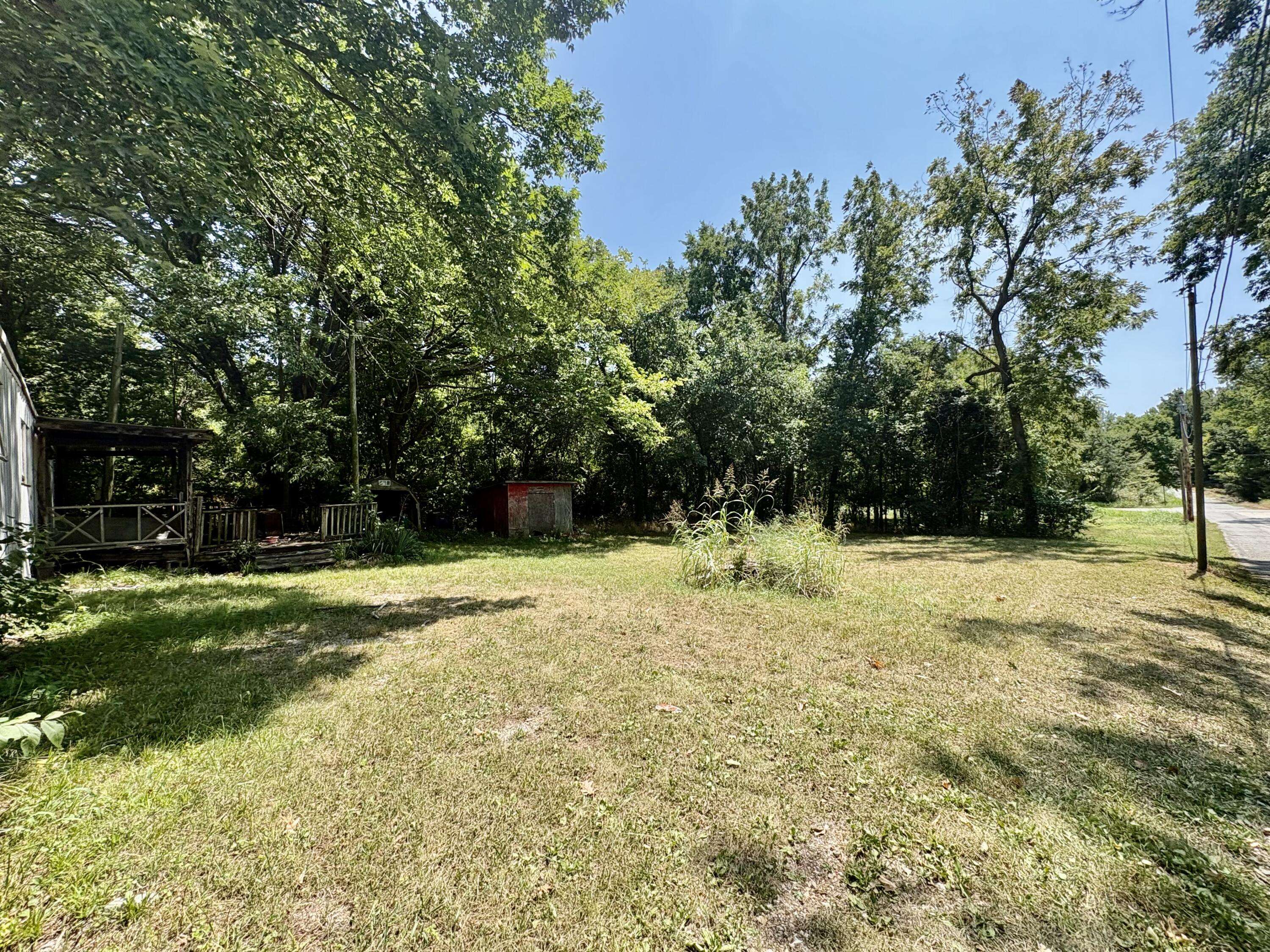 665 Meng ST, Greenfield, MO 65661