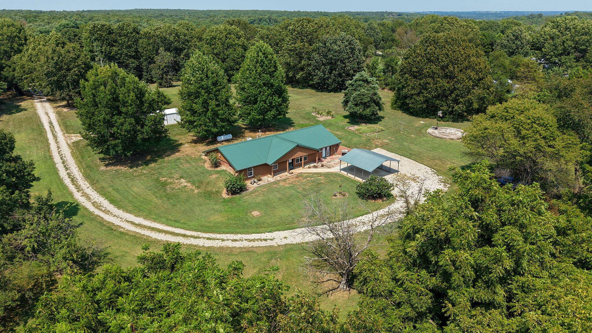 18803 Lawrence 2100, Mt Vernon, MO 65712