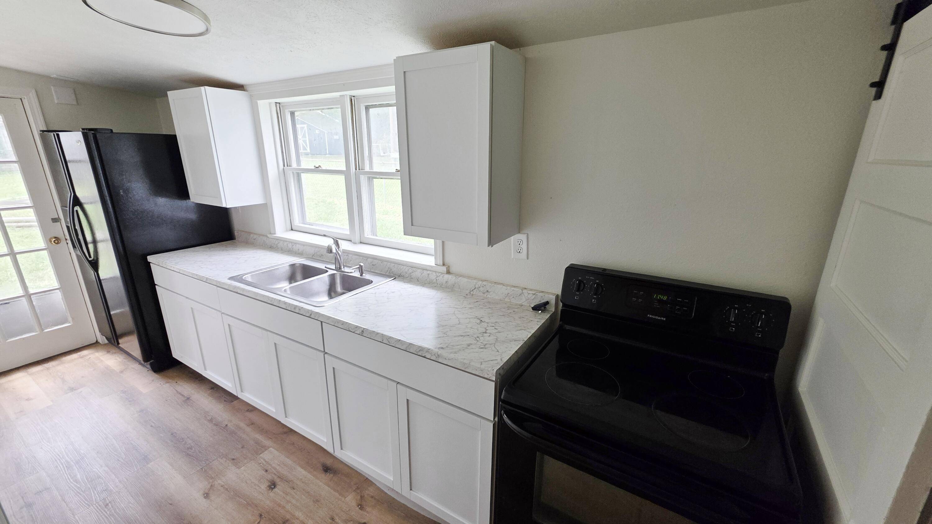 2857 N Grant AVE, Springfield, MO 65803