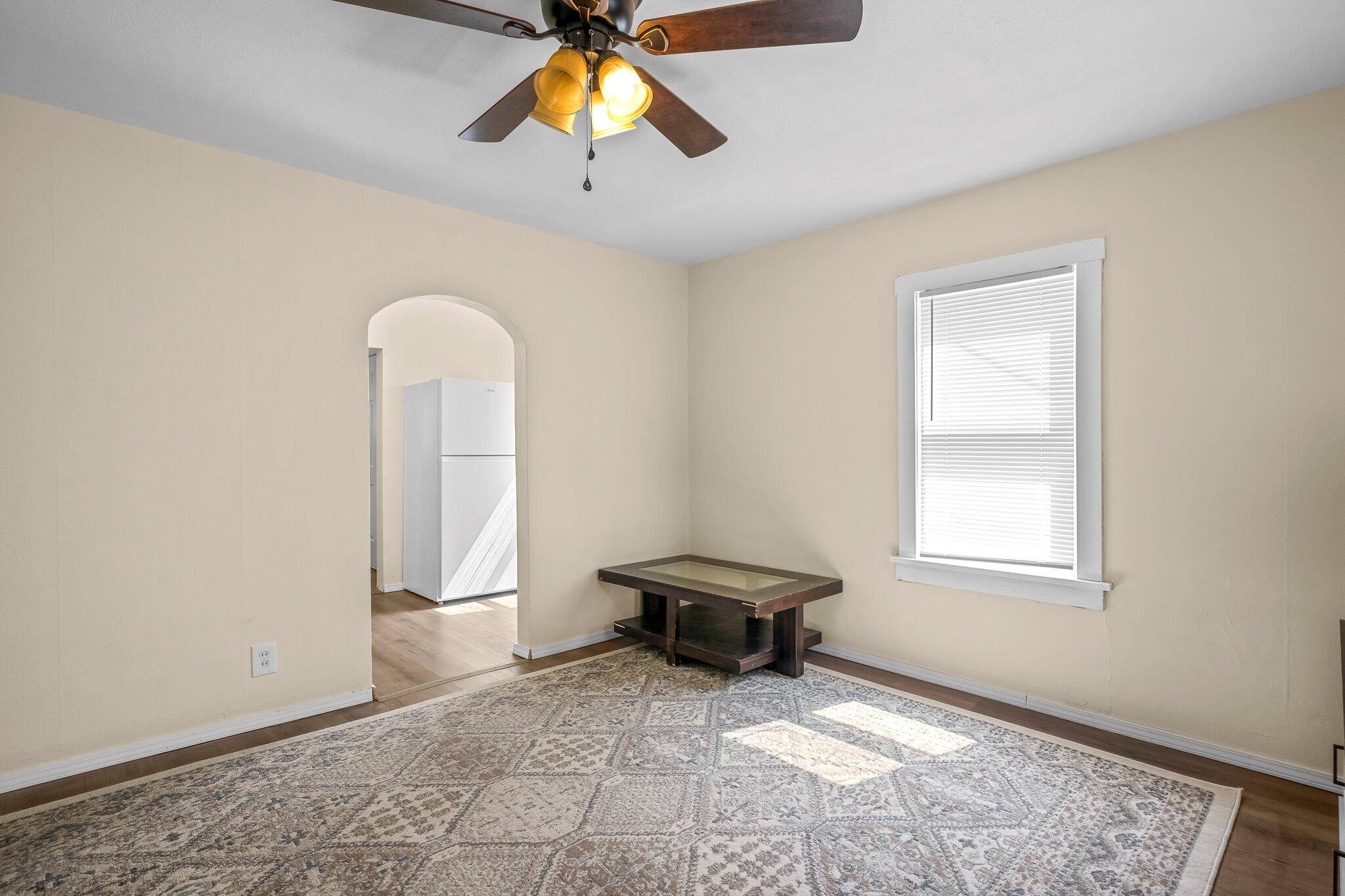 2528 N Kellett AVE, Springfield, MO 65803