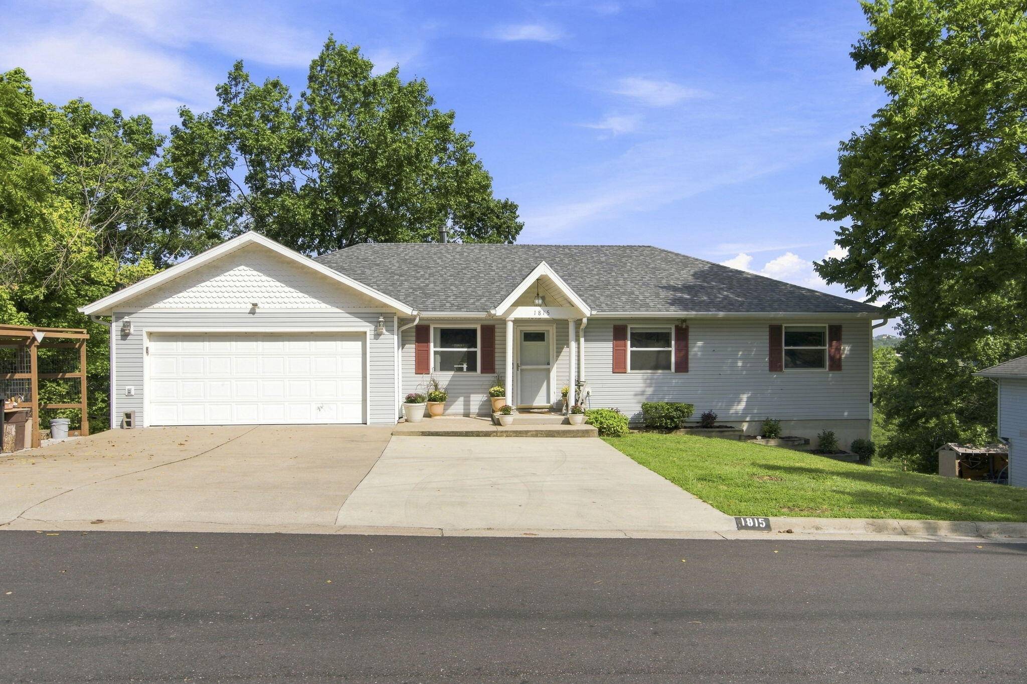 1815 Boswell AVE, Branson, MO 65616