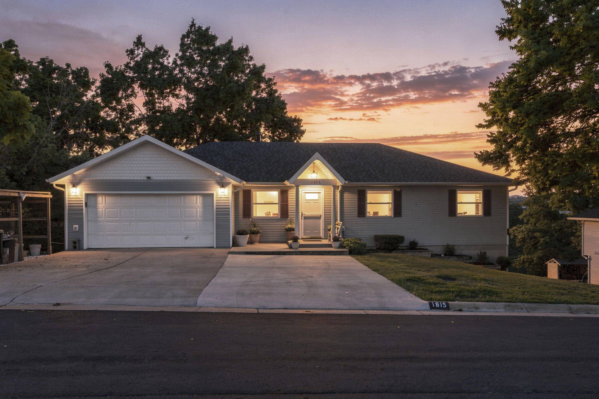1815 Boswell AVE, Branson, MO 65616