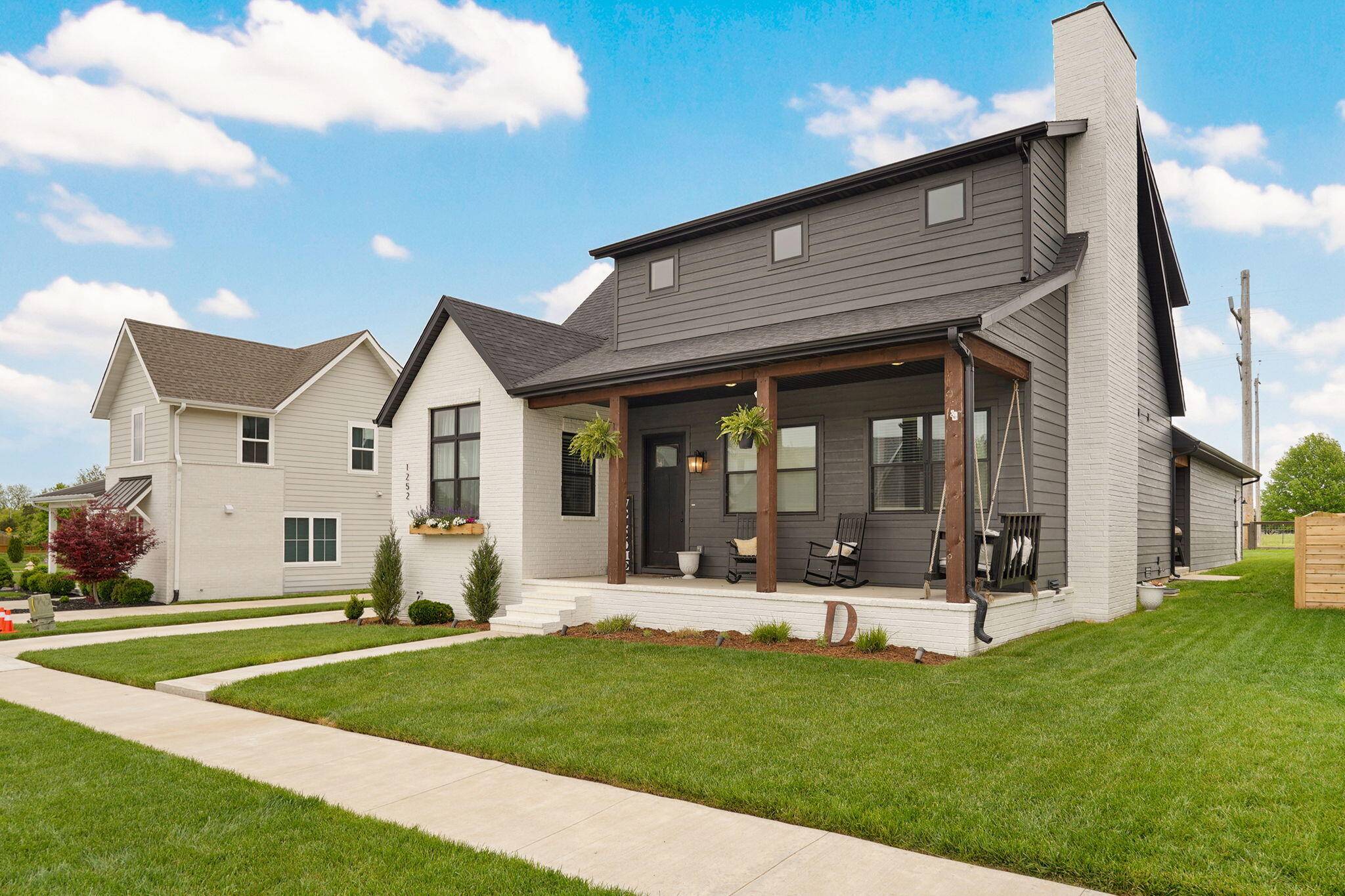 1252 S Wilder TRL, Republic, MO 65738