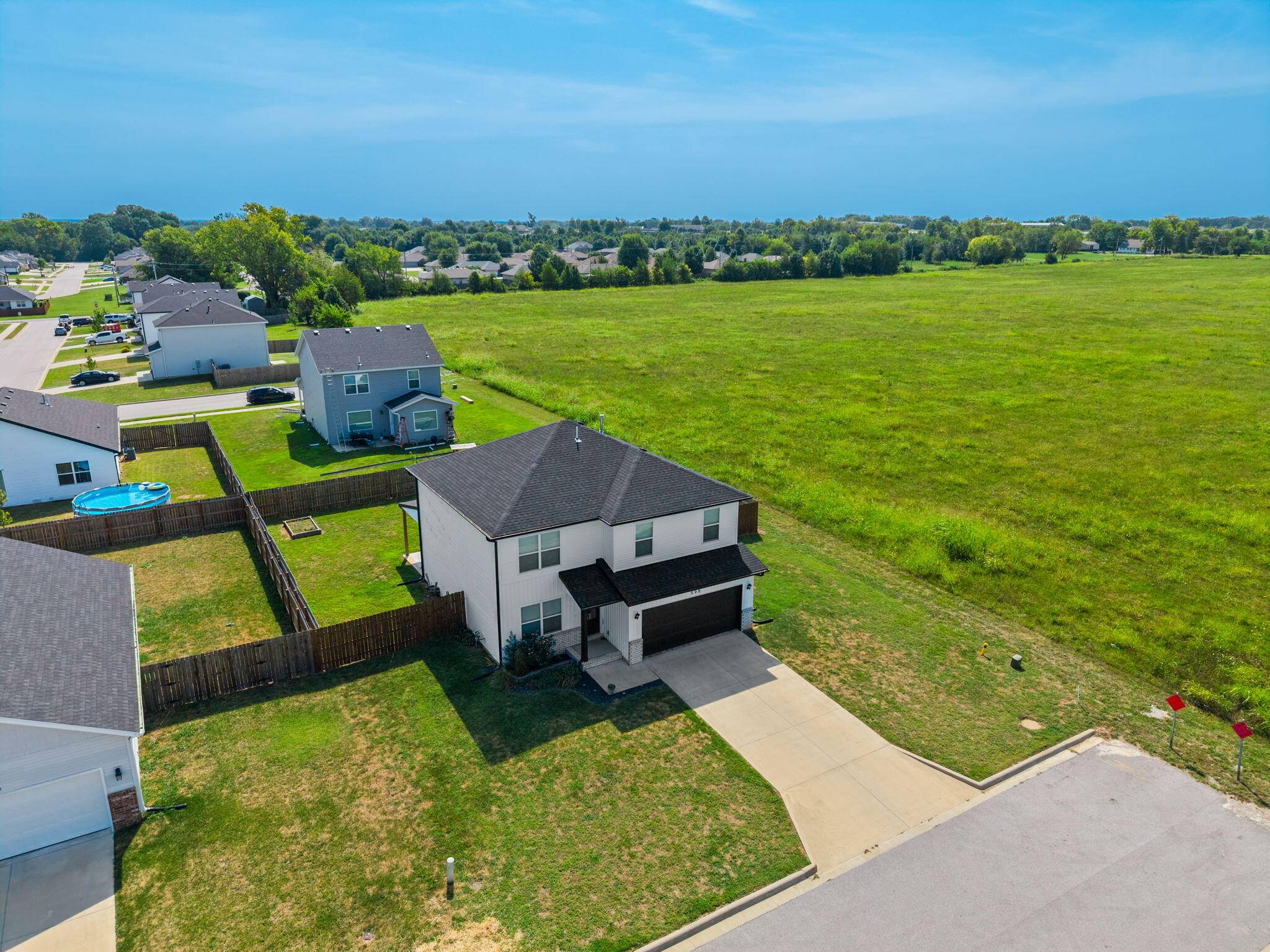 598 S Caroline AVE, Republic, MO 65738