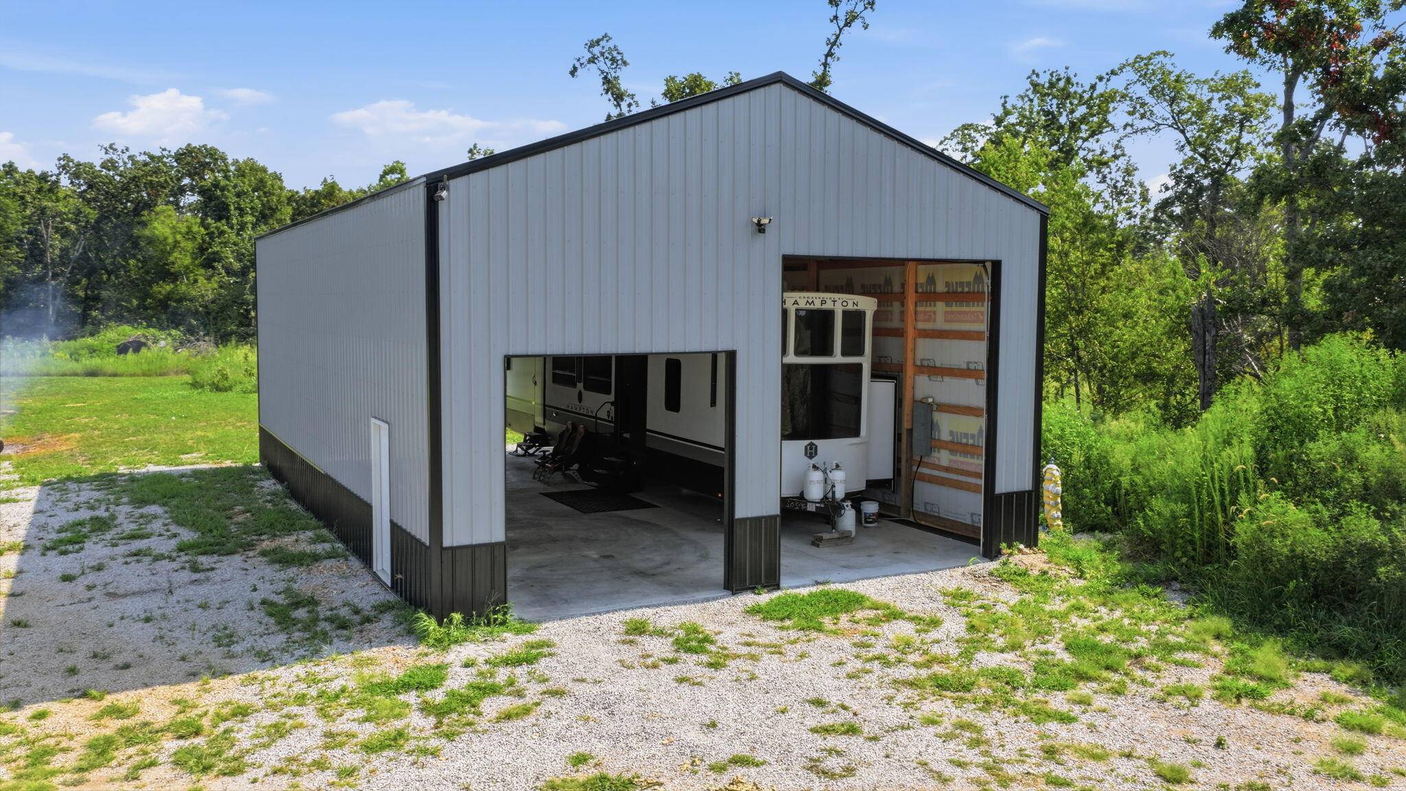 169 E 334th RD, Humansville, MO 65674