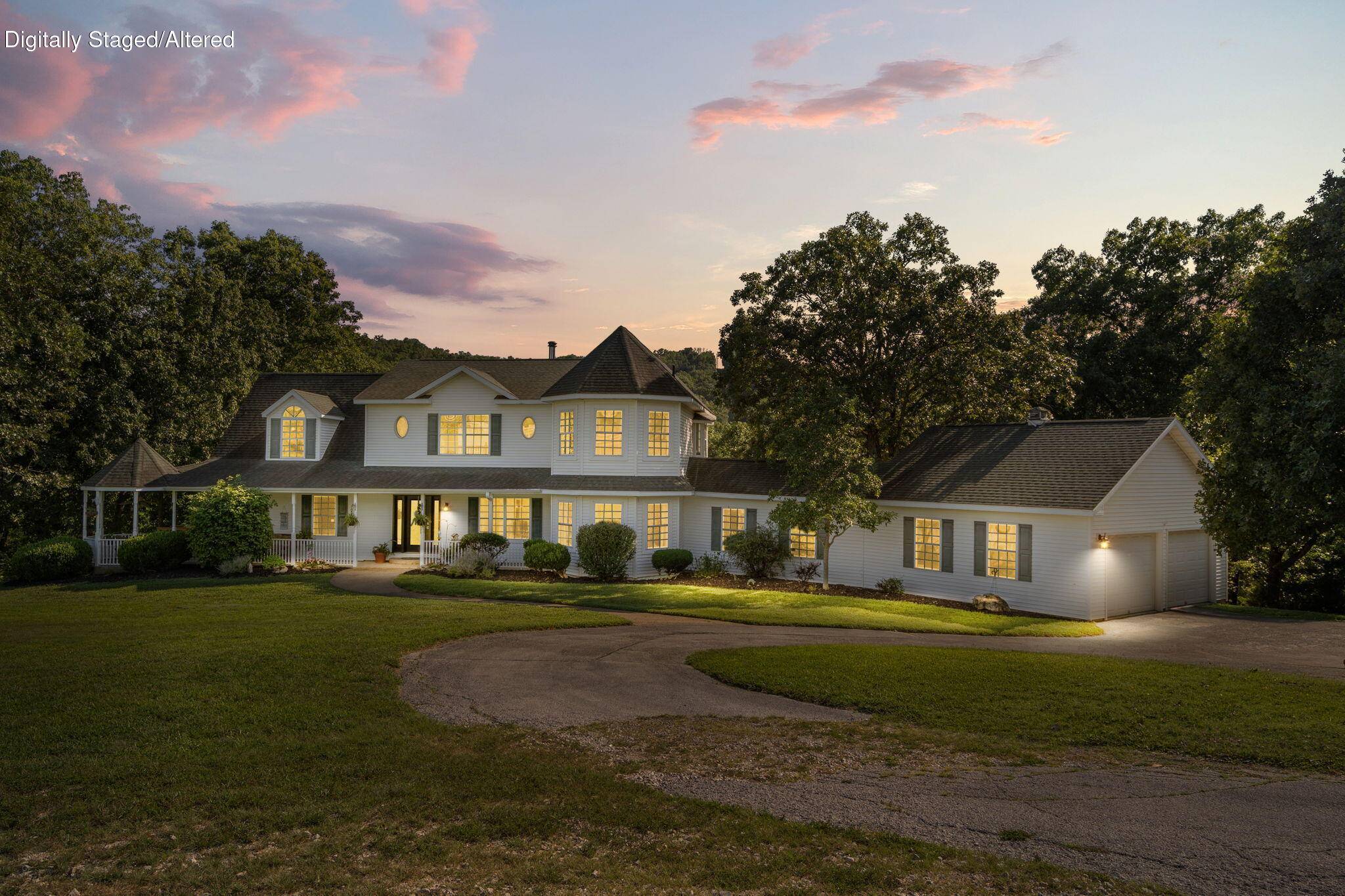 134 Meadowbrook, Walnut Shade, MO 65771