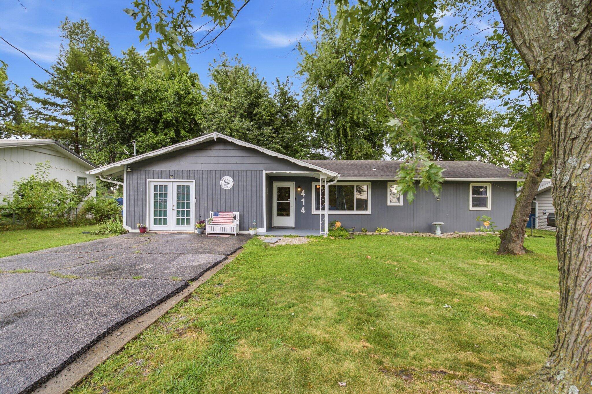 414 Harrison ST, Nixa, MO 65714