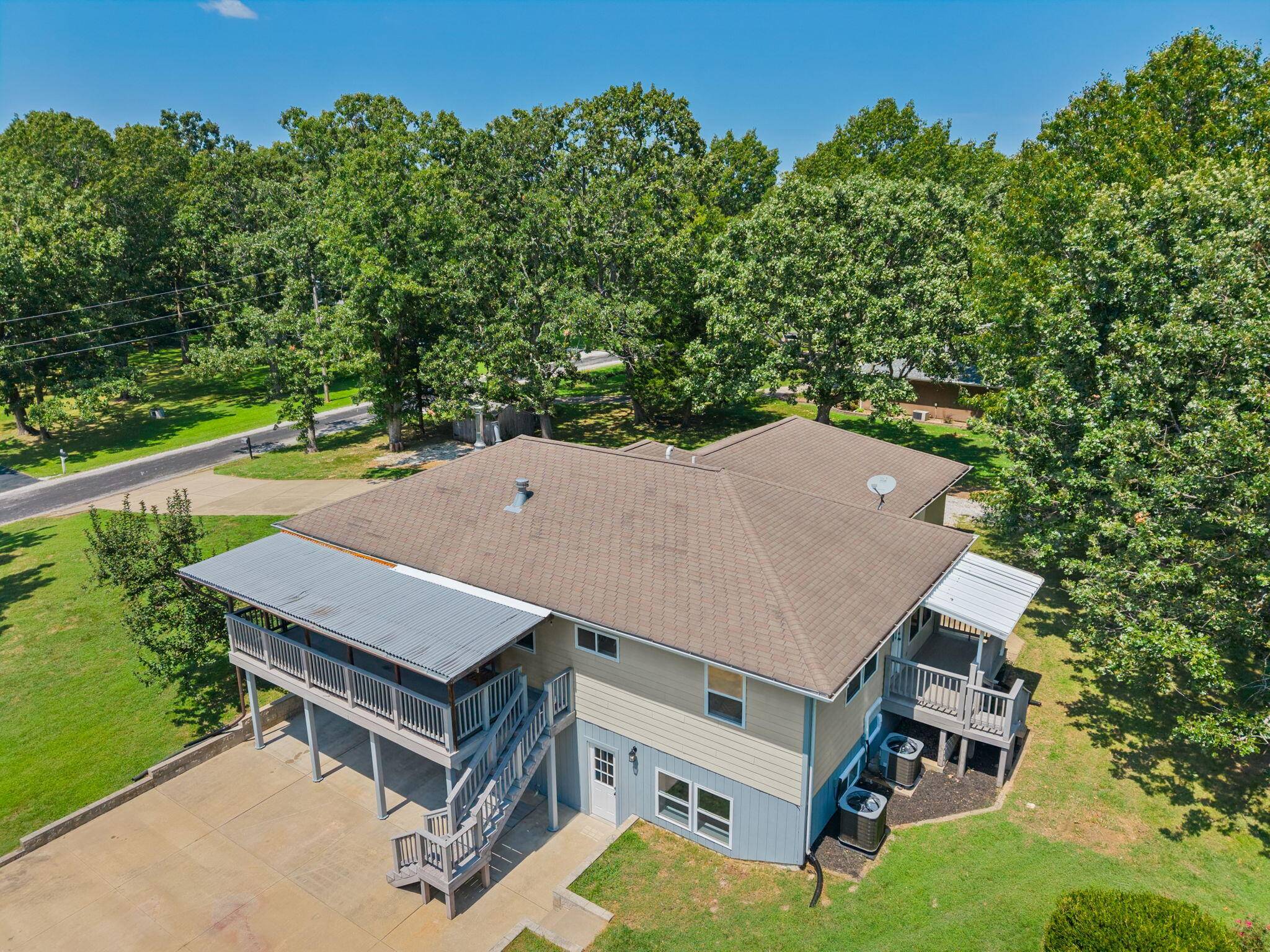 150 Chelsea LN, Sparta, MO 65753