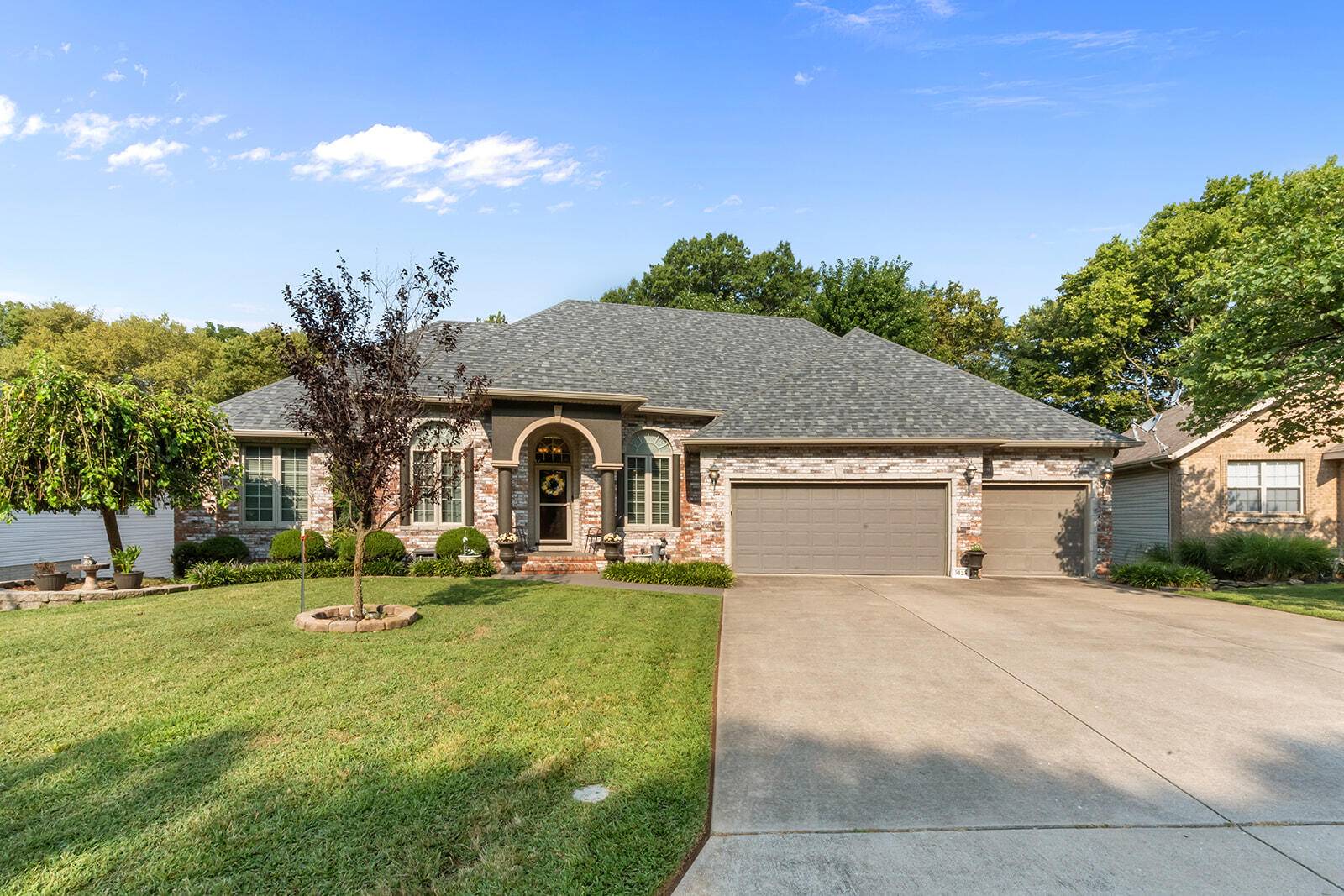 5125 S Chatsworth AVE, Springfield, MO 65810