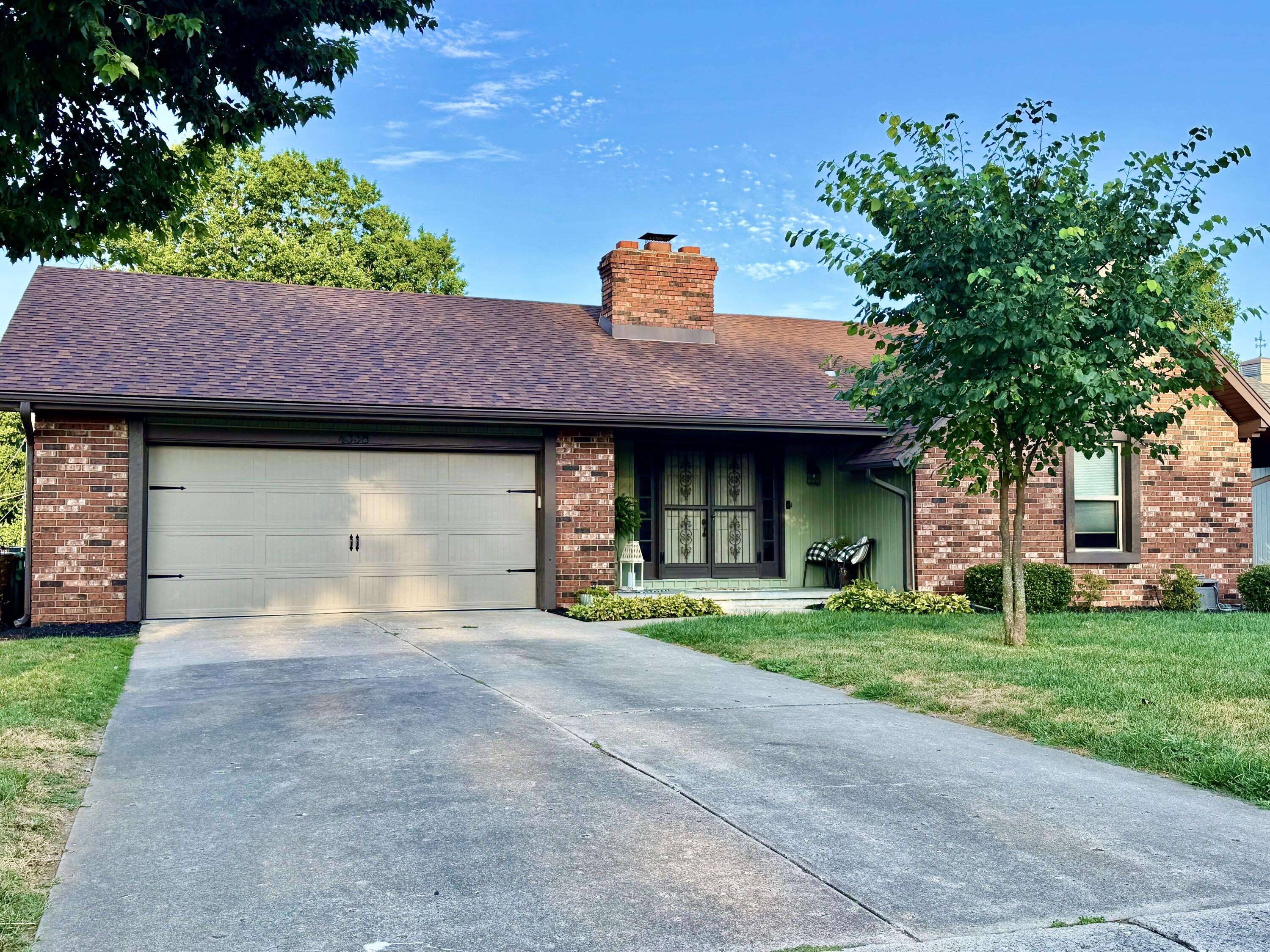 4338 S Delaware AVE, Springfield, MO 65804